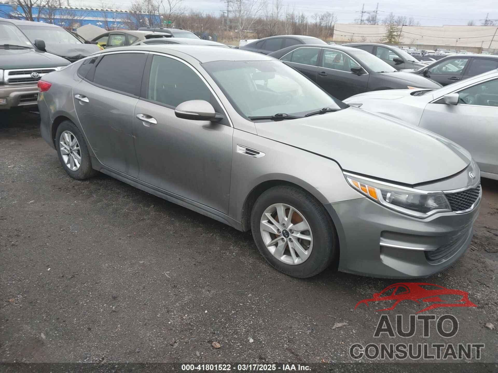 KIA OPTIMA 2018 - 5XXGT4L31JG209542