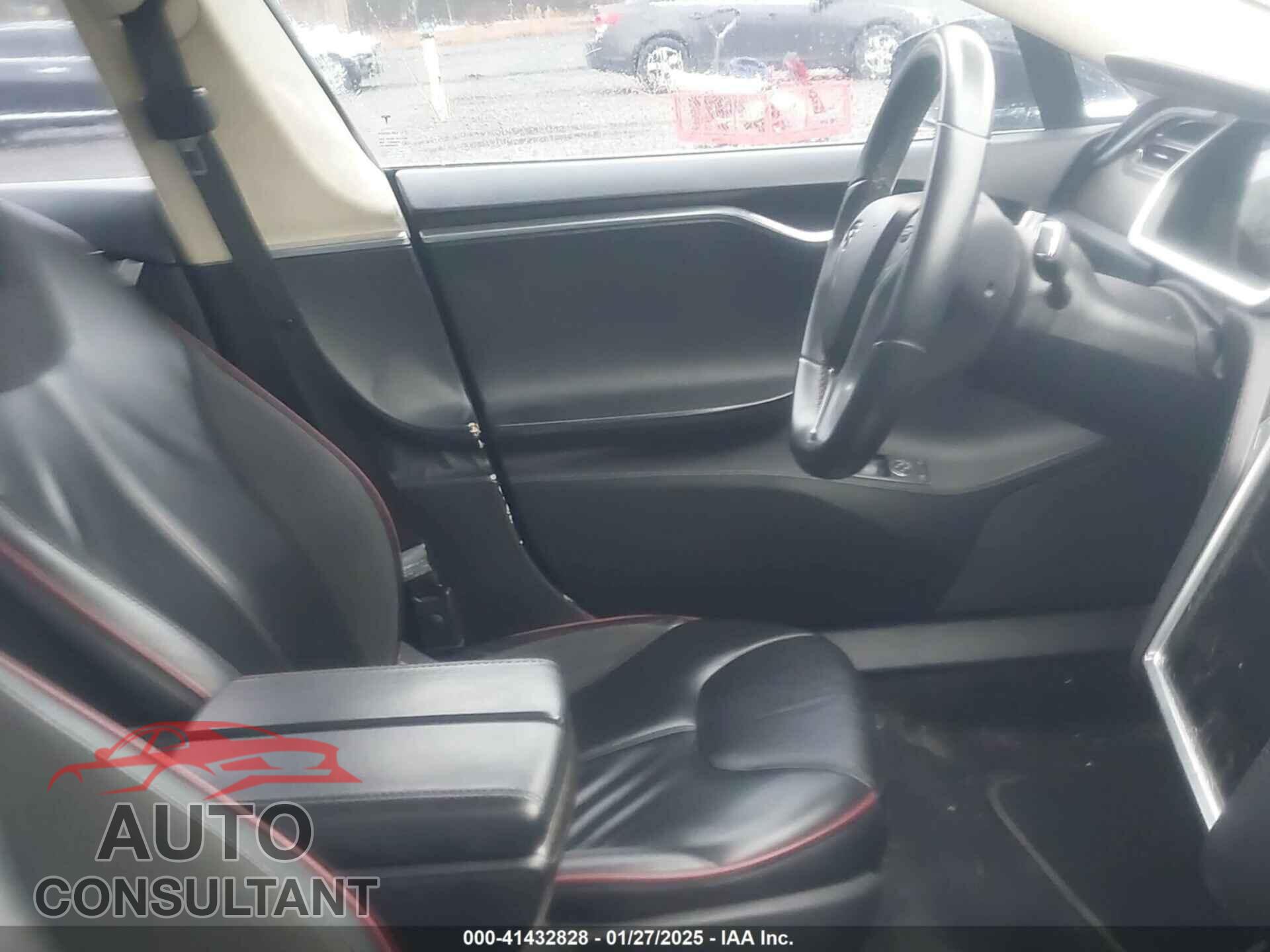 TESLA MODEL S 2013 - 5YJSA1DPXDFP10081
