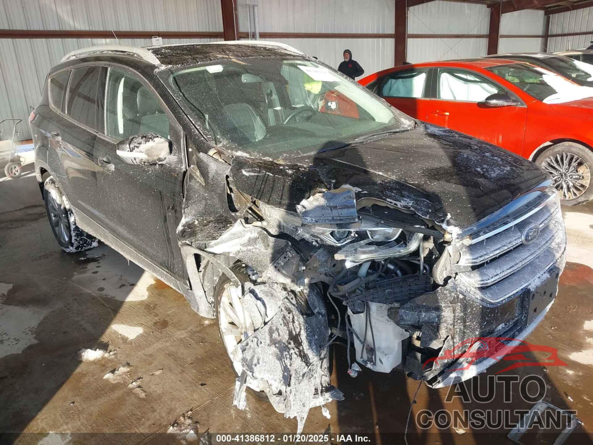 FORD ESCAPE 2017 - 1FMCU0JD9HUD63402
