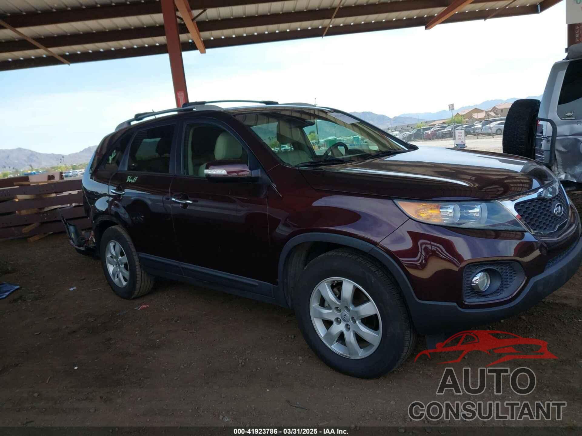 KIA SORENTO 2013 - 5XYKT3A62DG350282