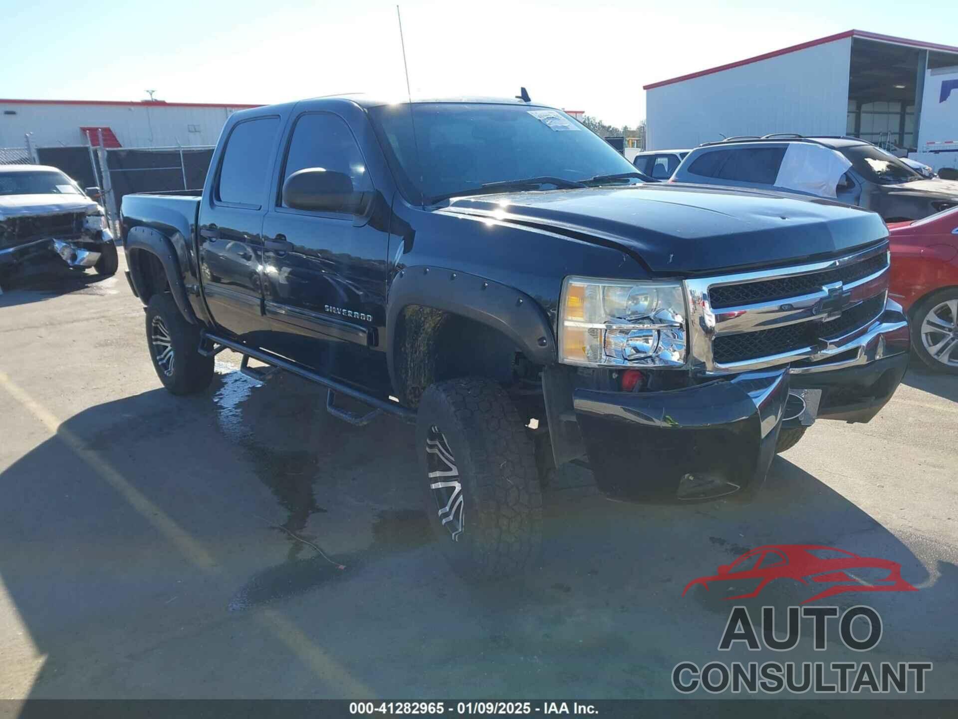 CHEVROLET SILVERADO 1500 2011 - 3GCPKSE33BG168592