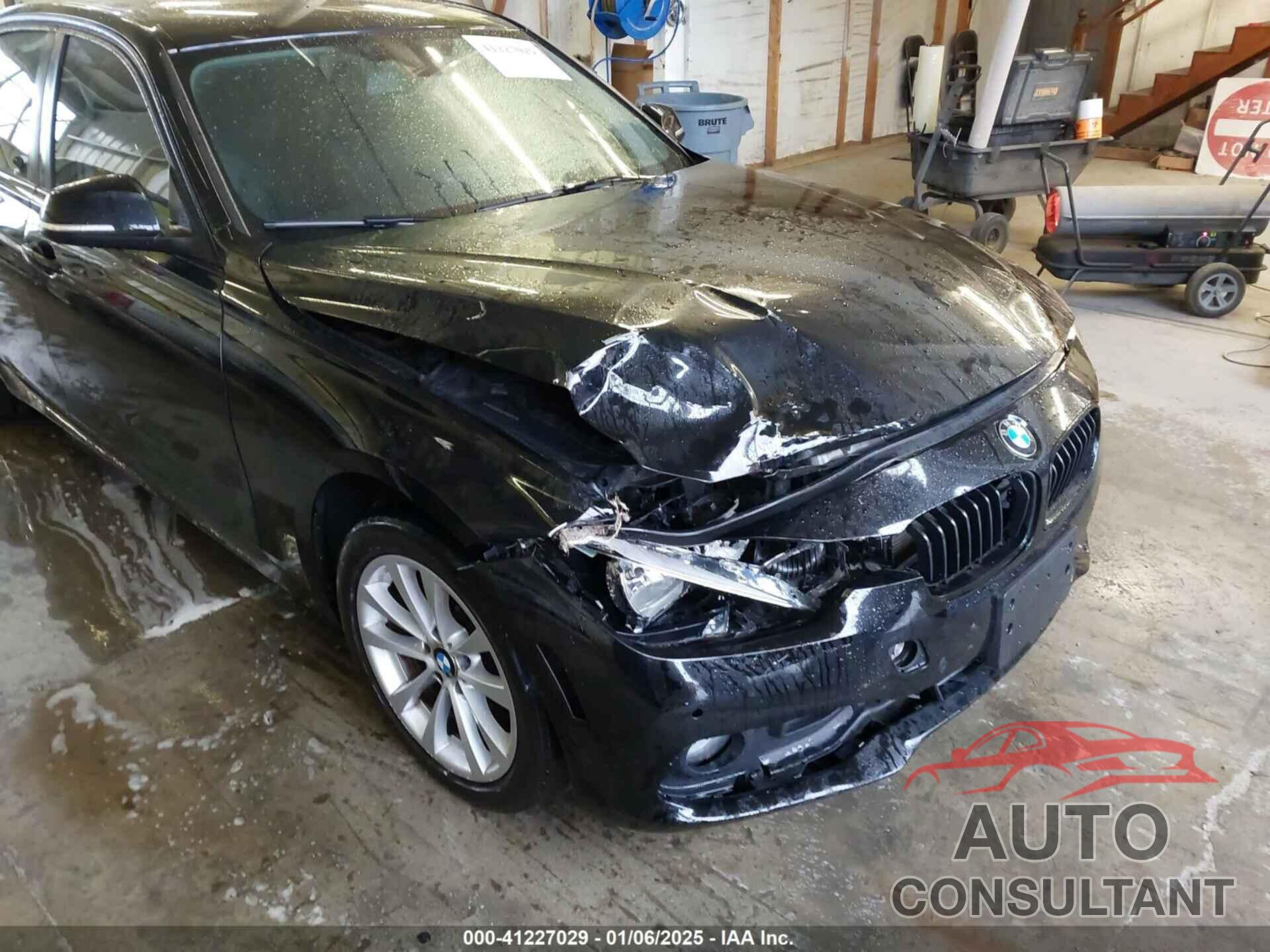 BMW 320I 2016 - WBA8A9C52GK616953