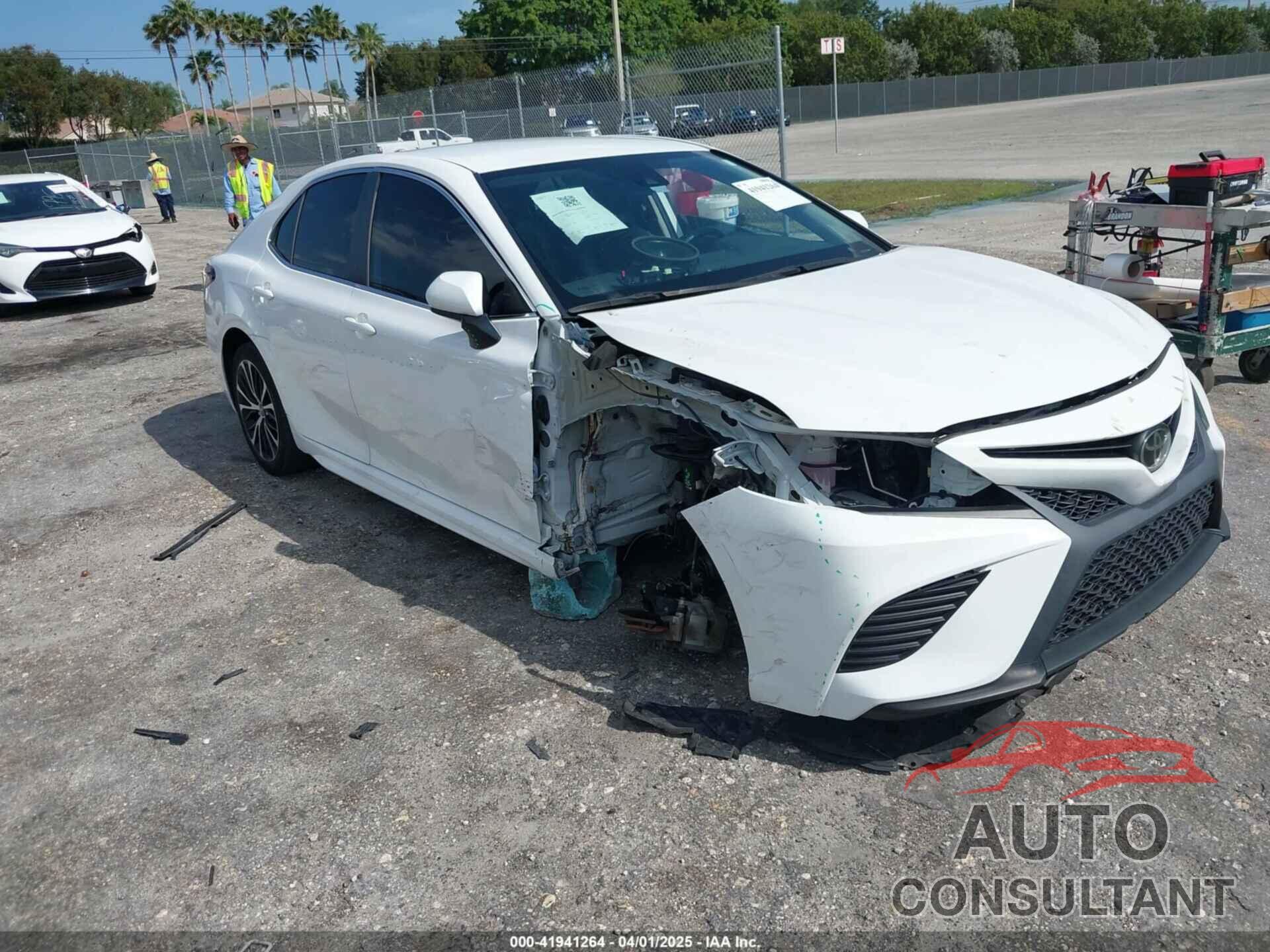 TOYOTA CAMRY 2019 - 4T1B11HK6KU845394