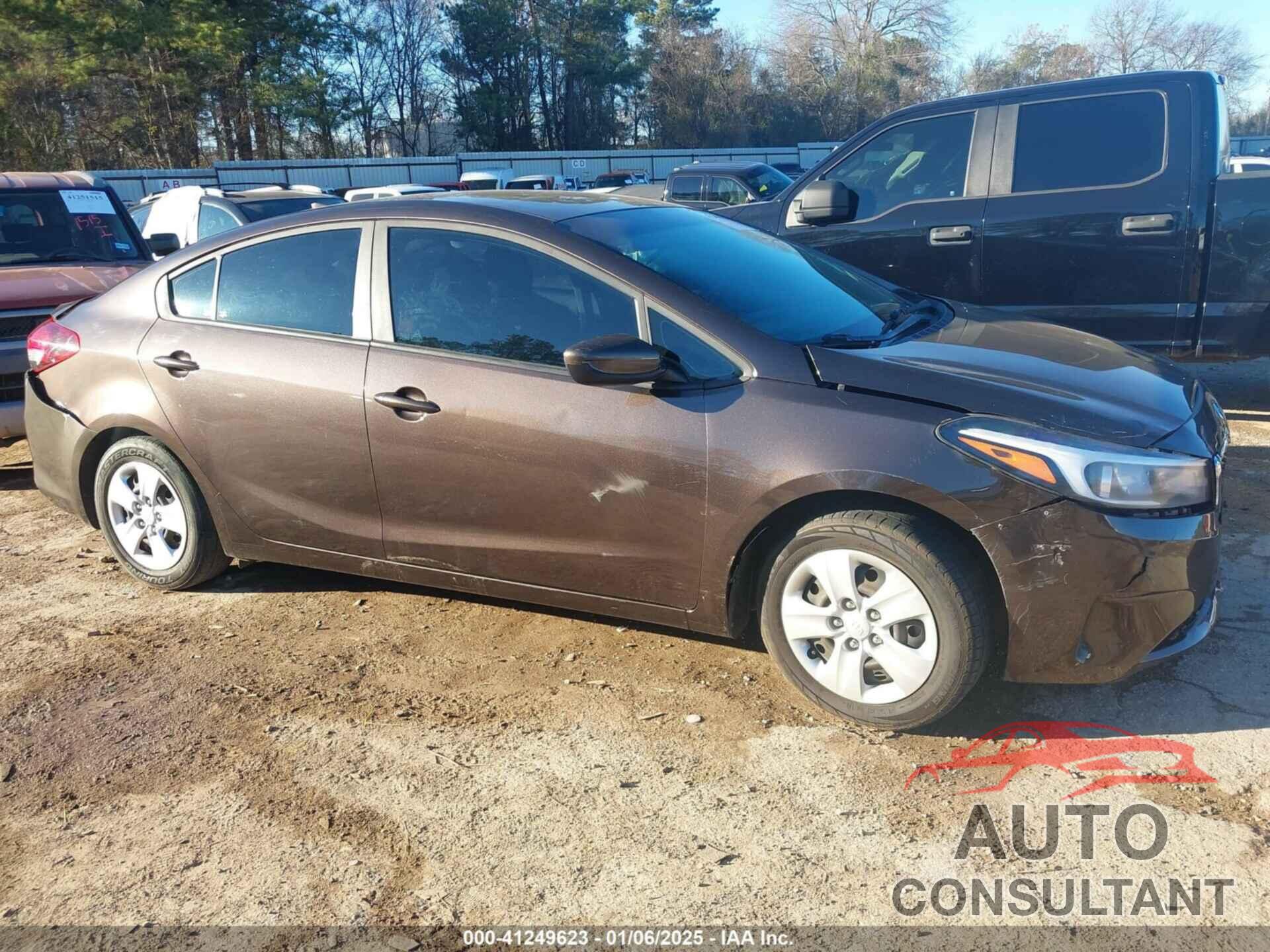 KIA FORTE 2018 - 3KPFL4A73JE176196