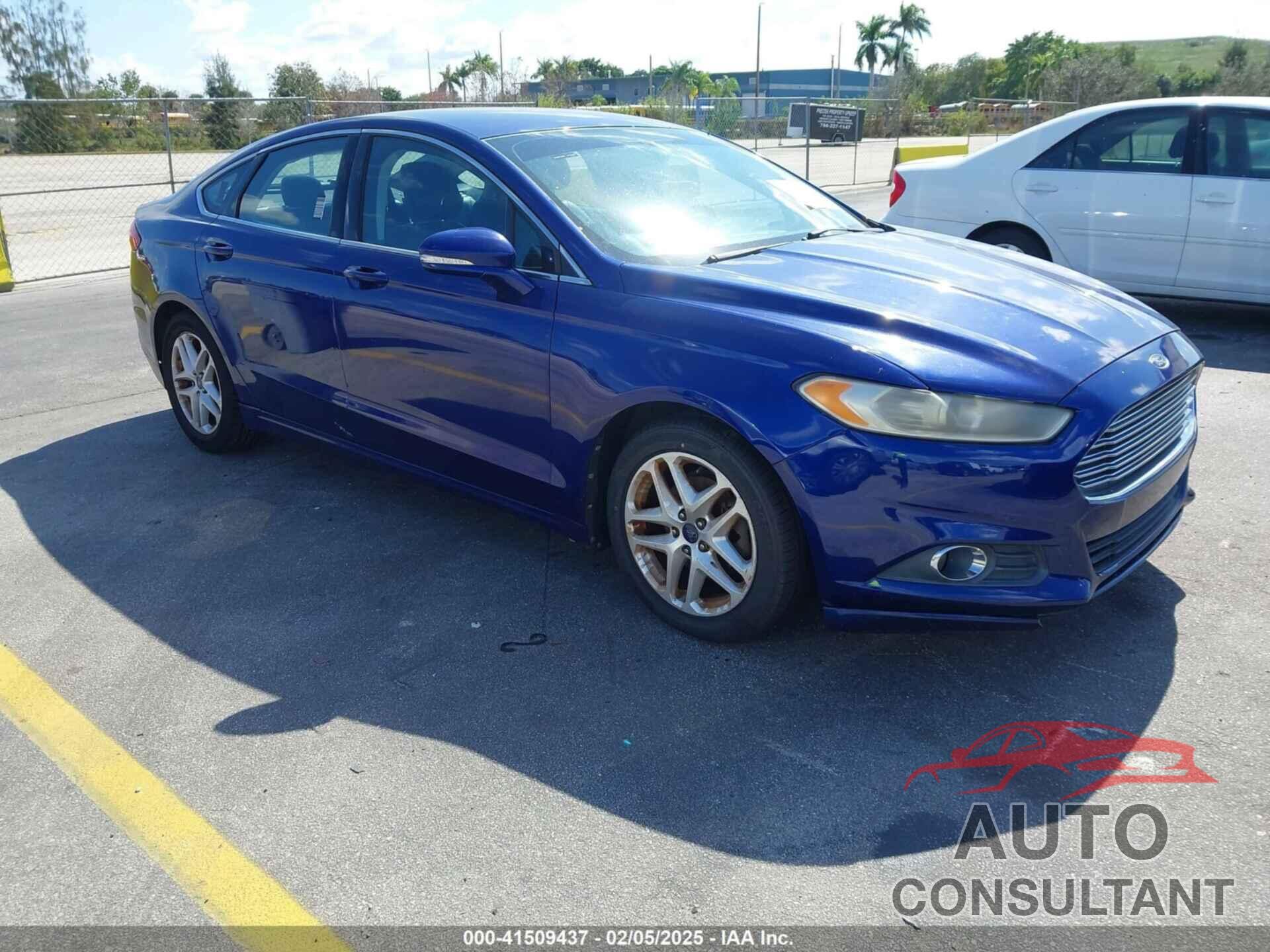 FORD FUSION 2013 - 3FA6P0HR2DR222219