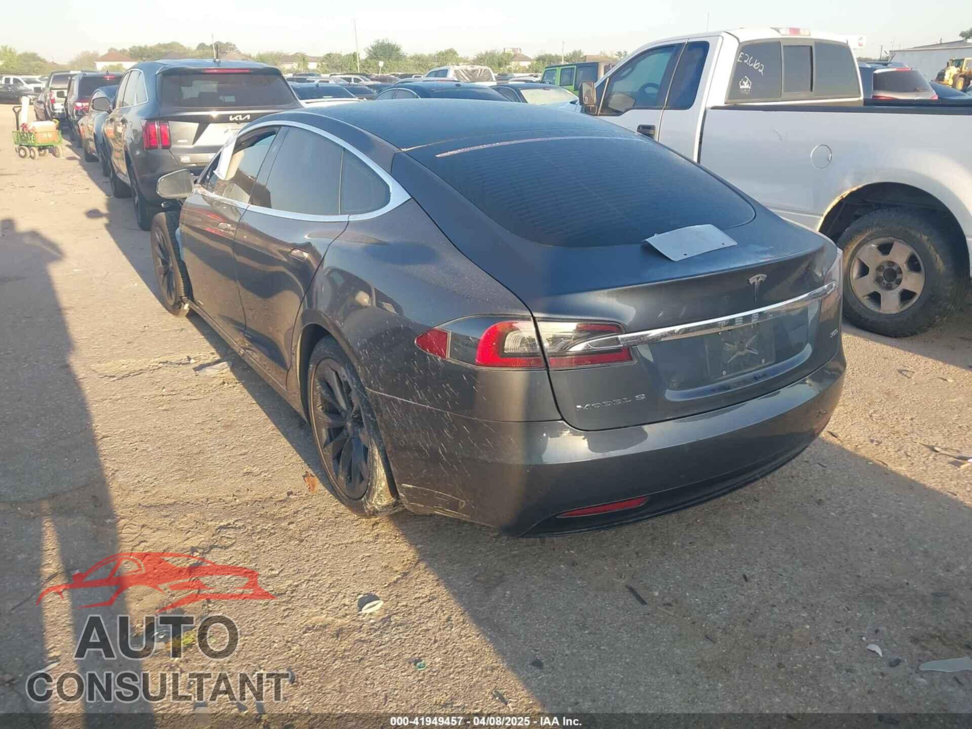 TESLA MODEL S 2017 - 5YJSA1E14HF228514