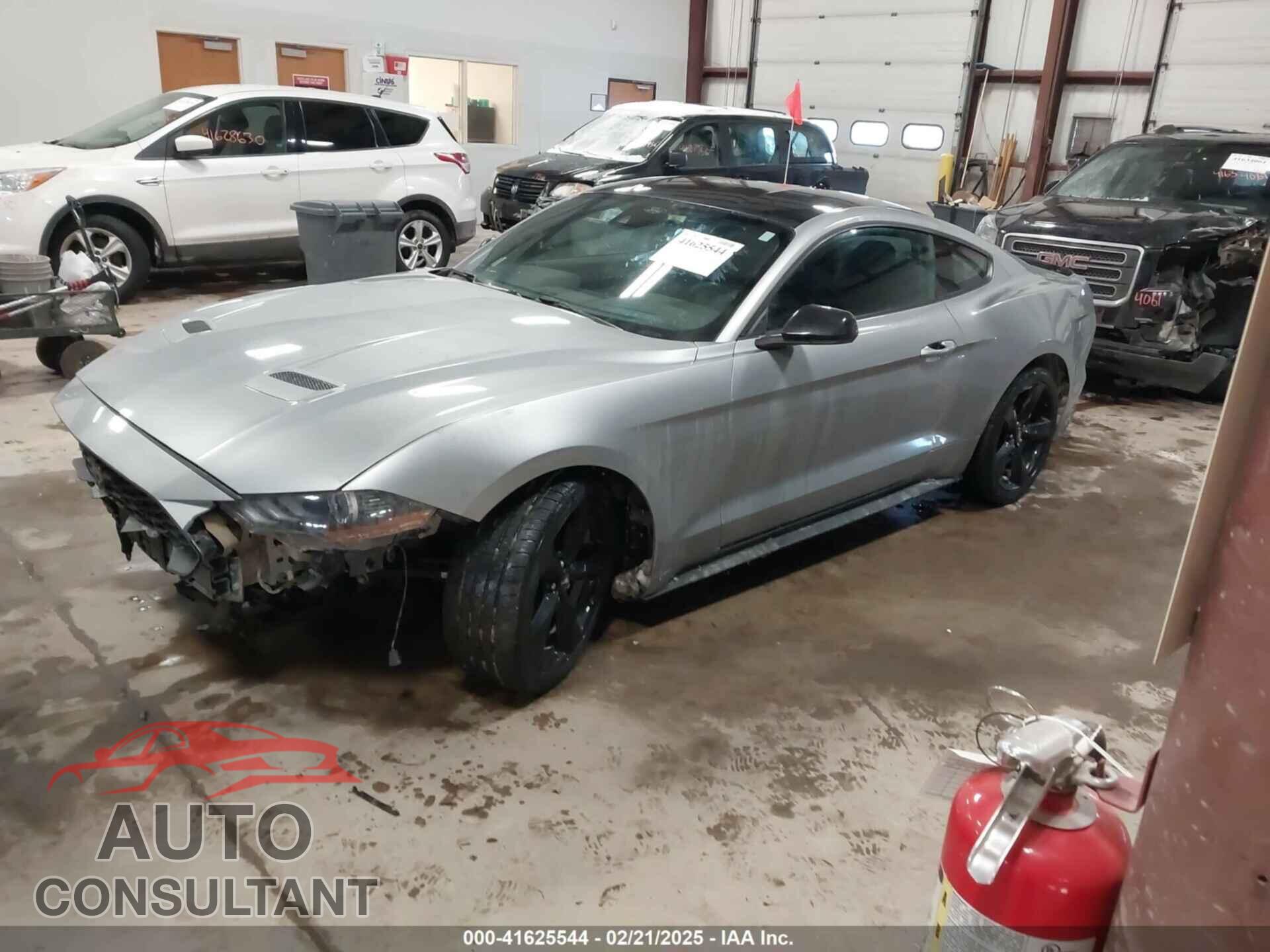 FORD MUSTANG 2021 - 1FA6P8TH1M5127800