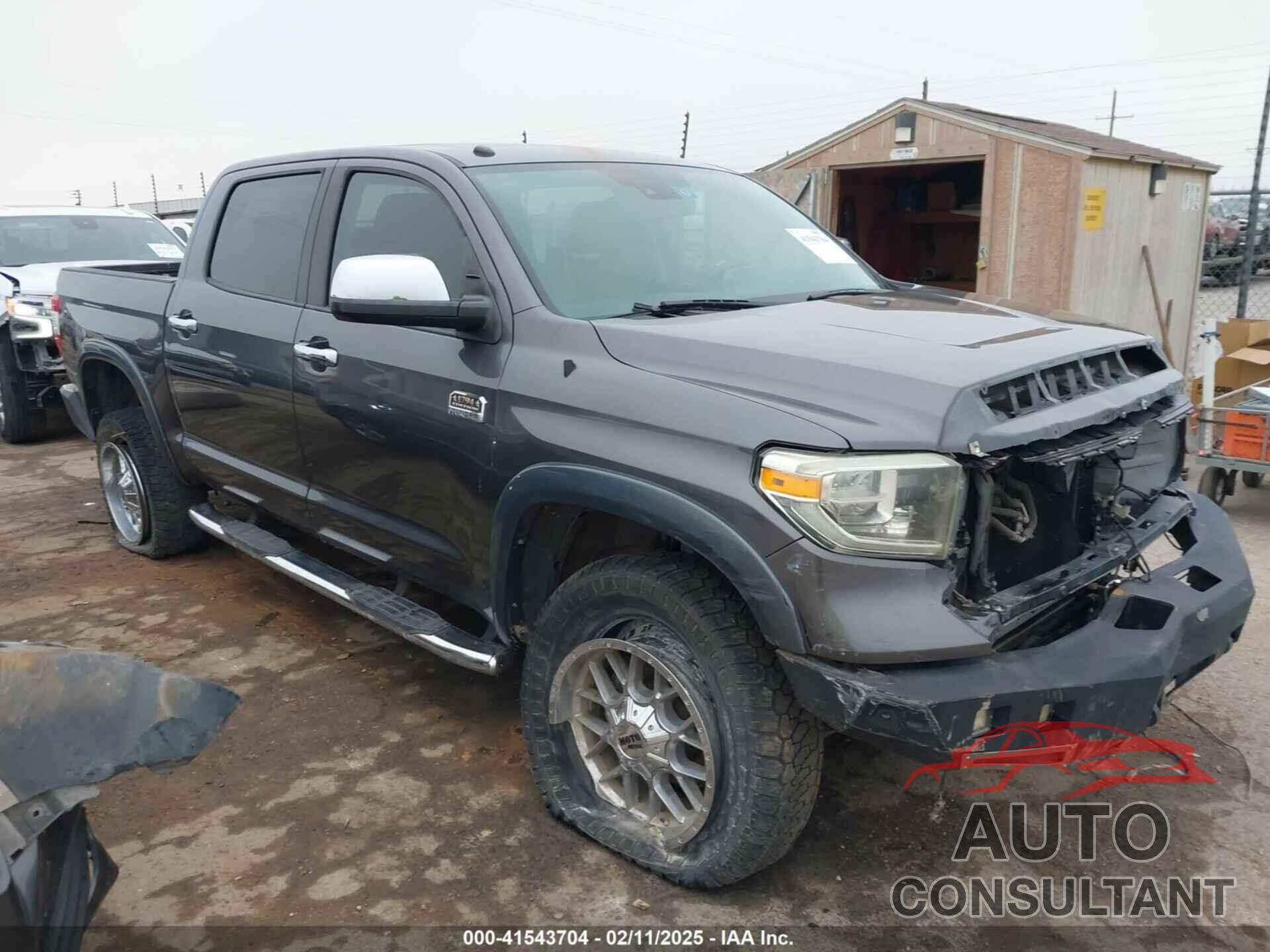 TOYOTA TUNDRA 2018 - 5TFAW5F13JX720398