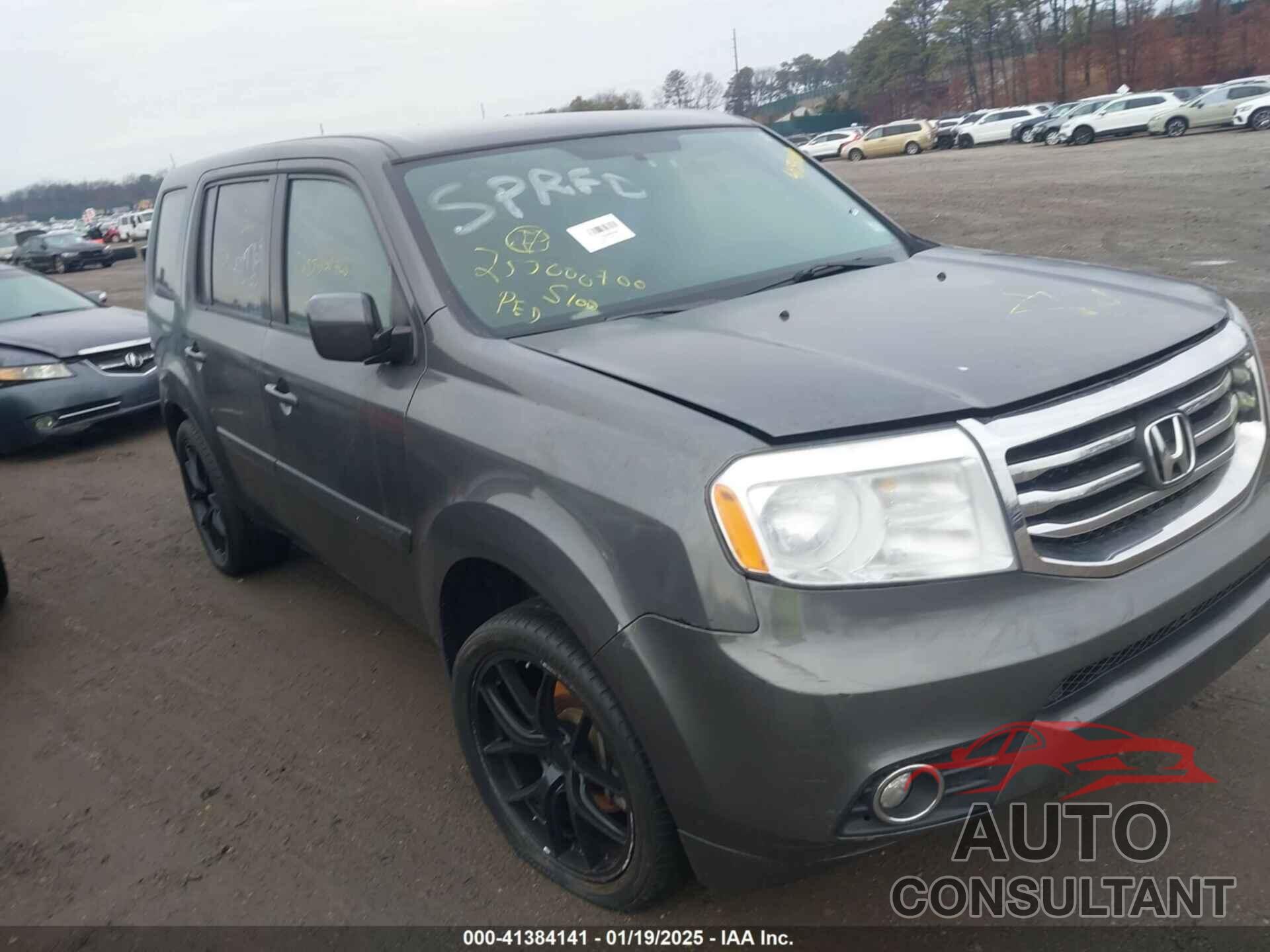 HONDA PILOT 2013 - 5FNYF4H43DB001215