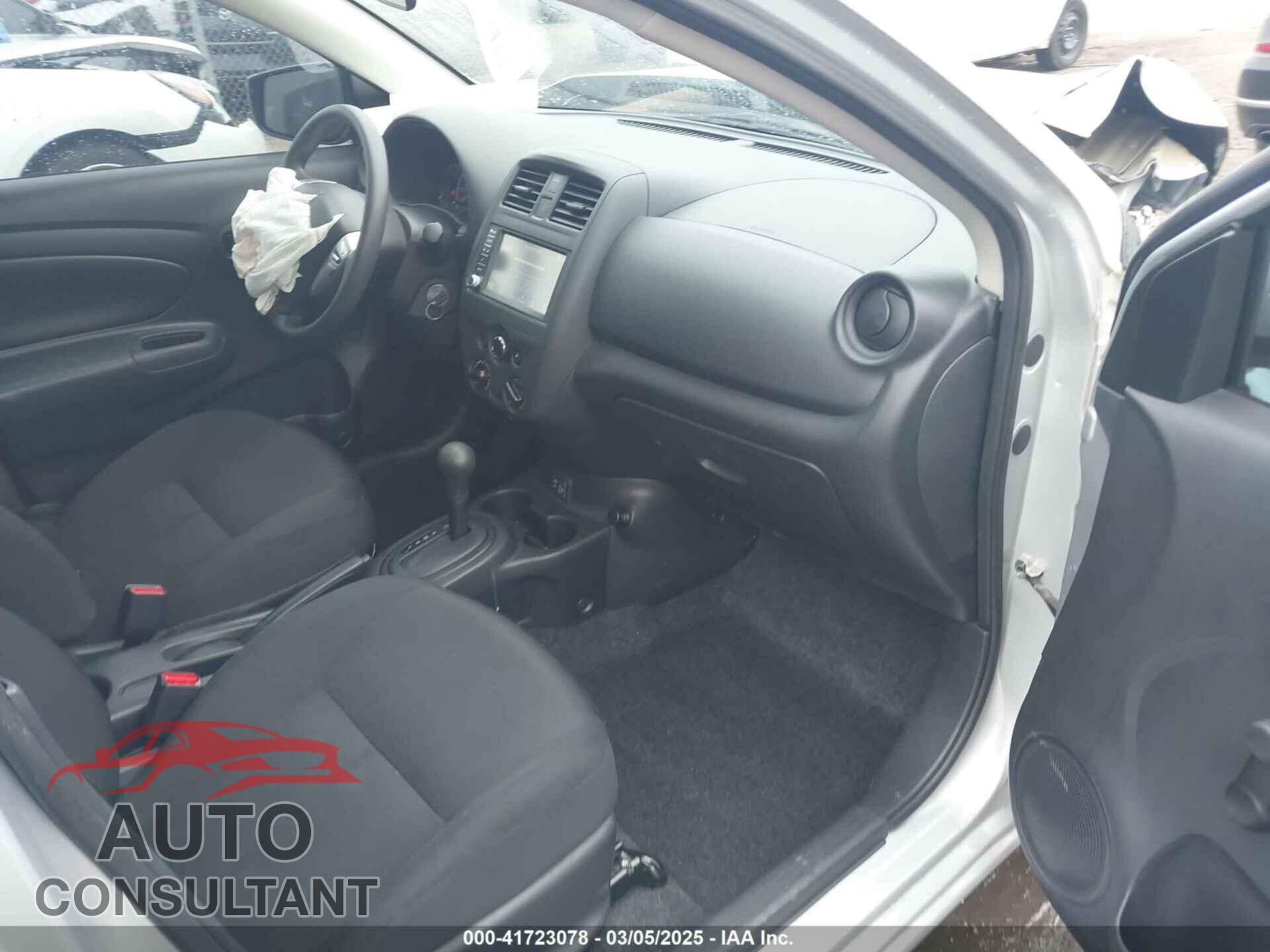 NISSAN VERSA 2019 - 3N1CN7AP3KL830063