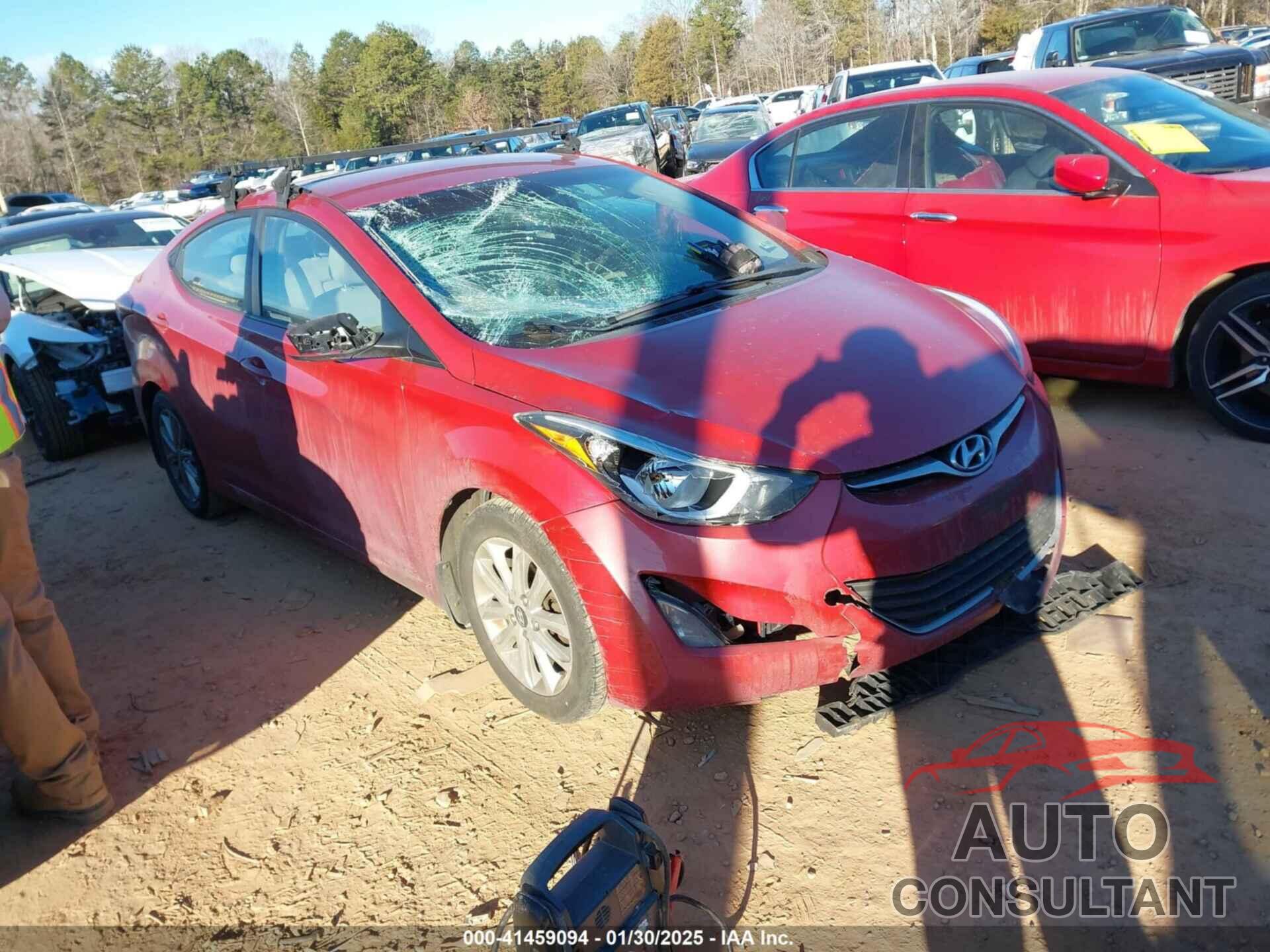 HYUNDAI ELANTRA 2015 - KMHDH4AE2FU411683