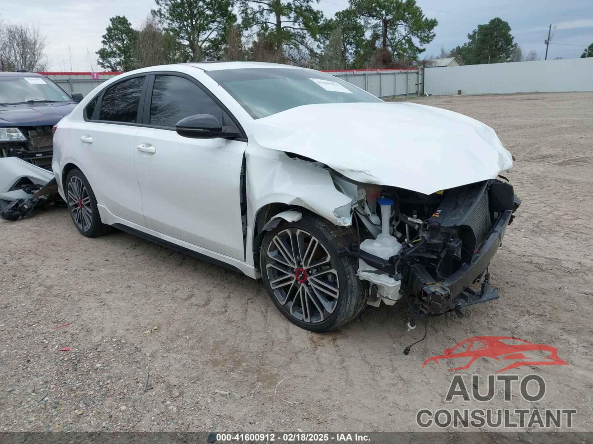 KIA FORTE 2023 - 3KPF44AC7PE540011