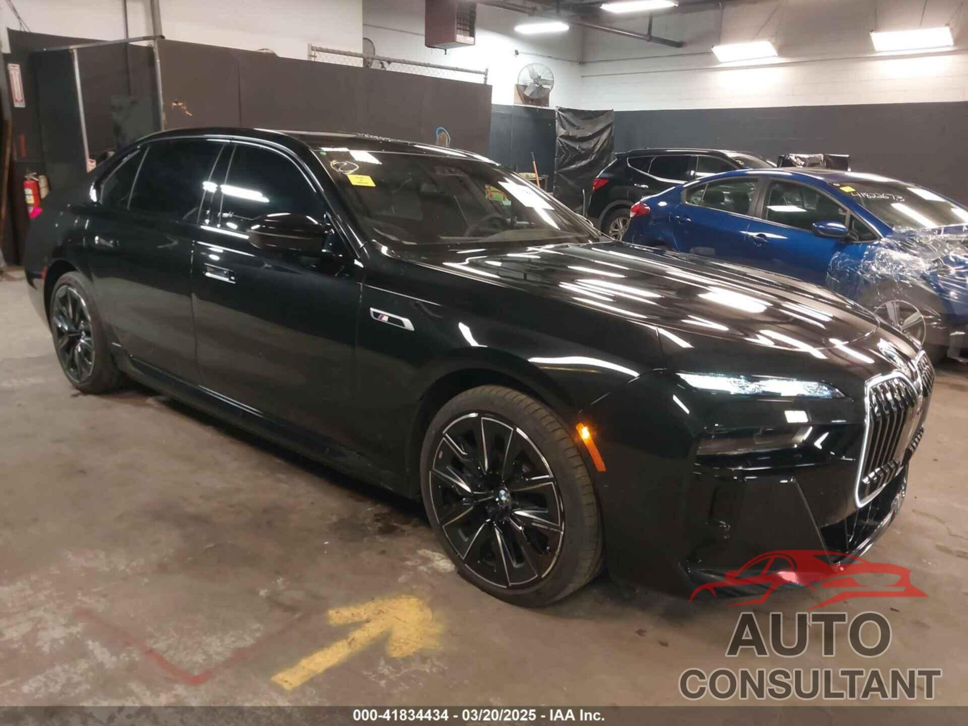 BMW I7 2024 - WBY83EH05RCP56428