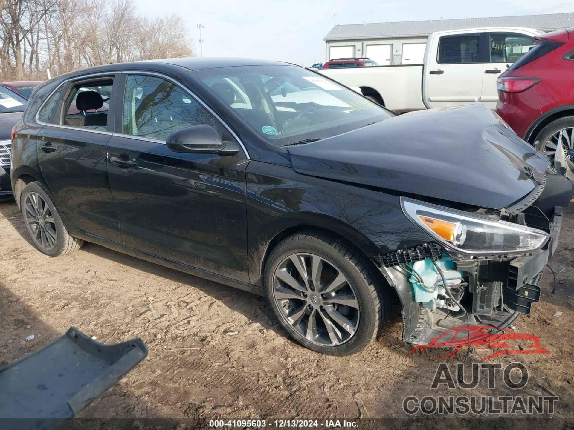 HYUNDAI ELANTRA GT 2018 - KMHH35LEXJU010796