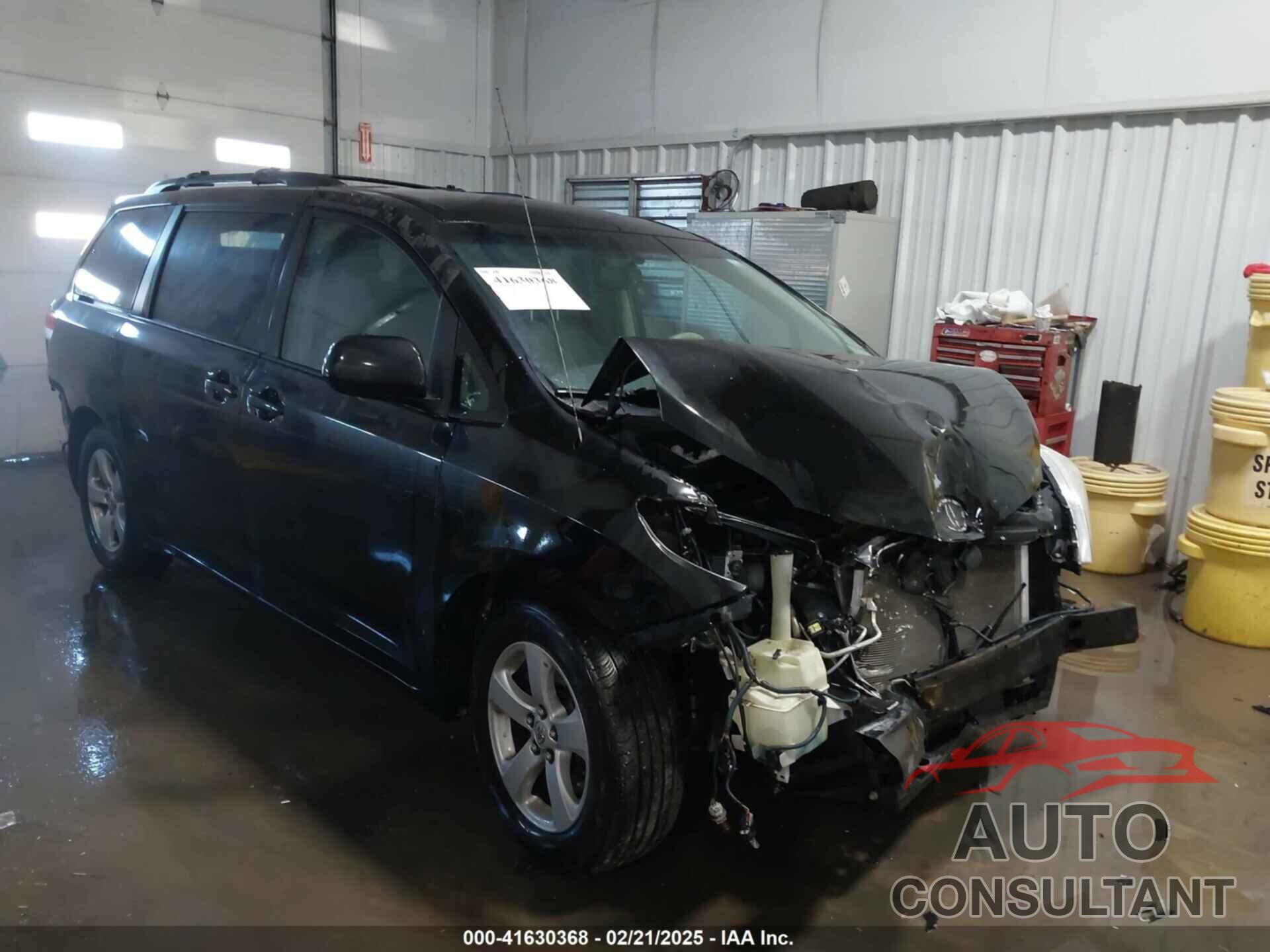 TOYOTA SIENNA 2013 - 5TDKK3DC8DS298390