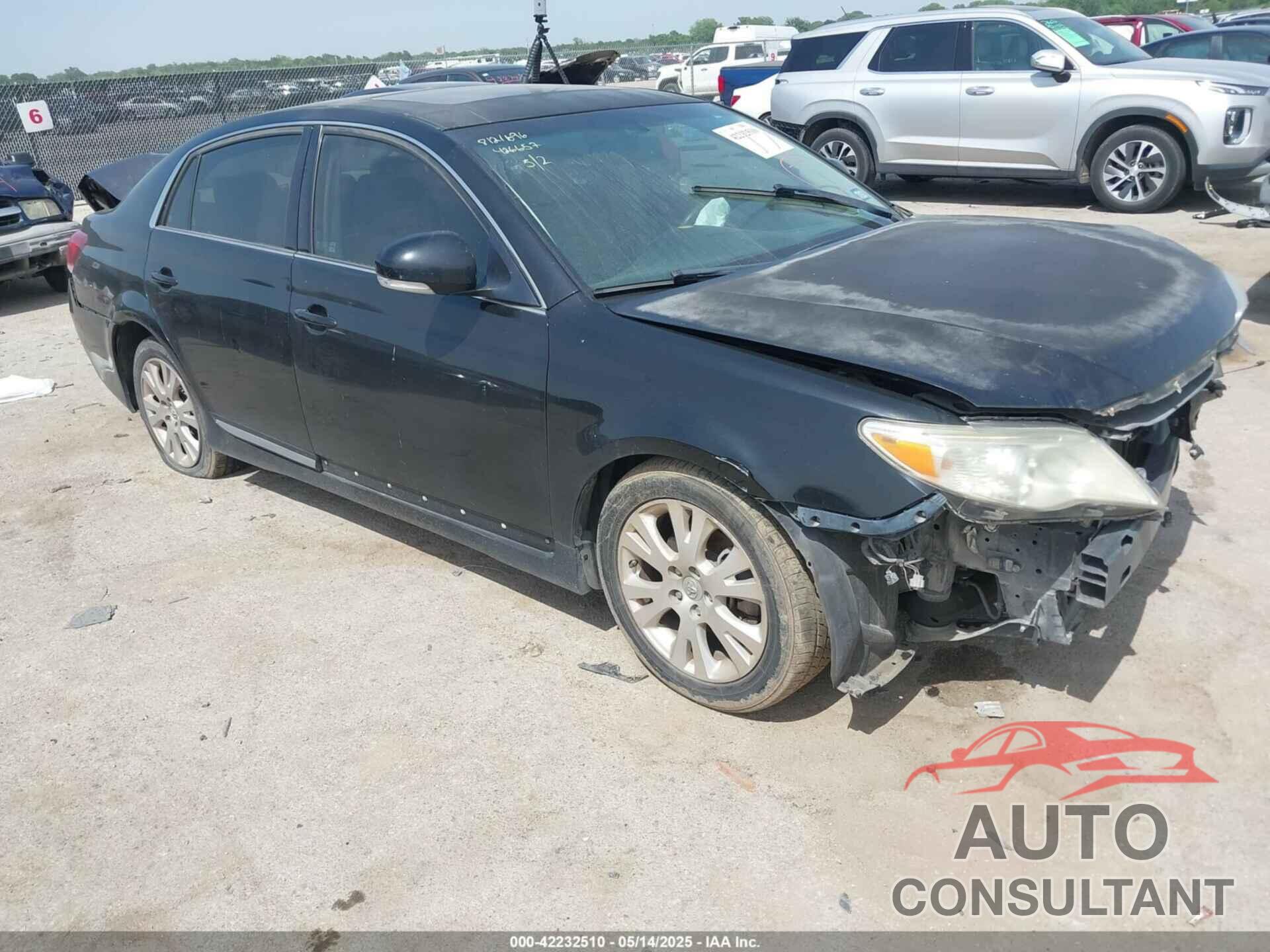 TOYOTA AVALON 2011 - 4T1BK3DB1BU426657