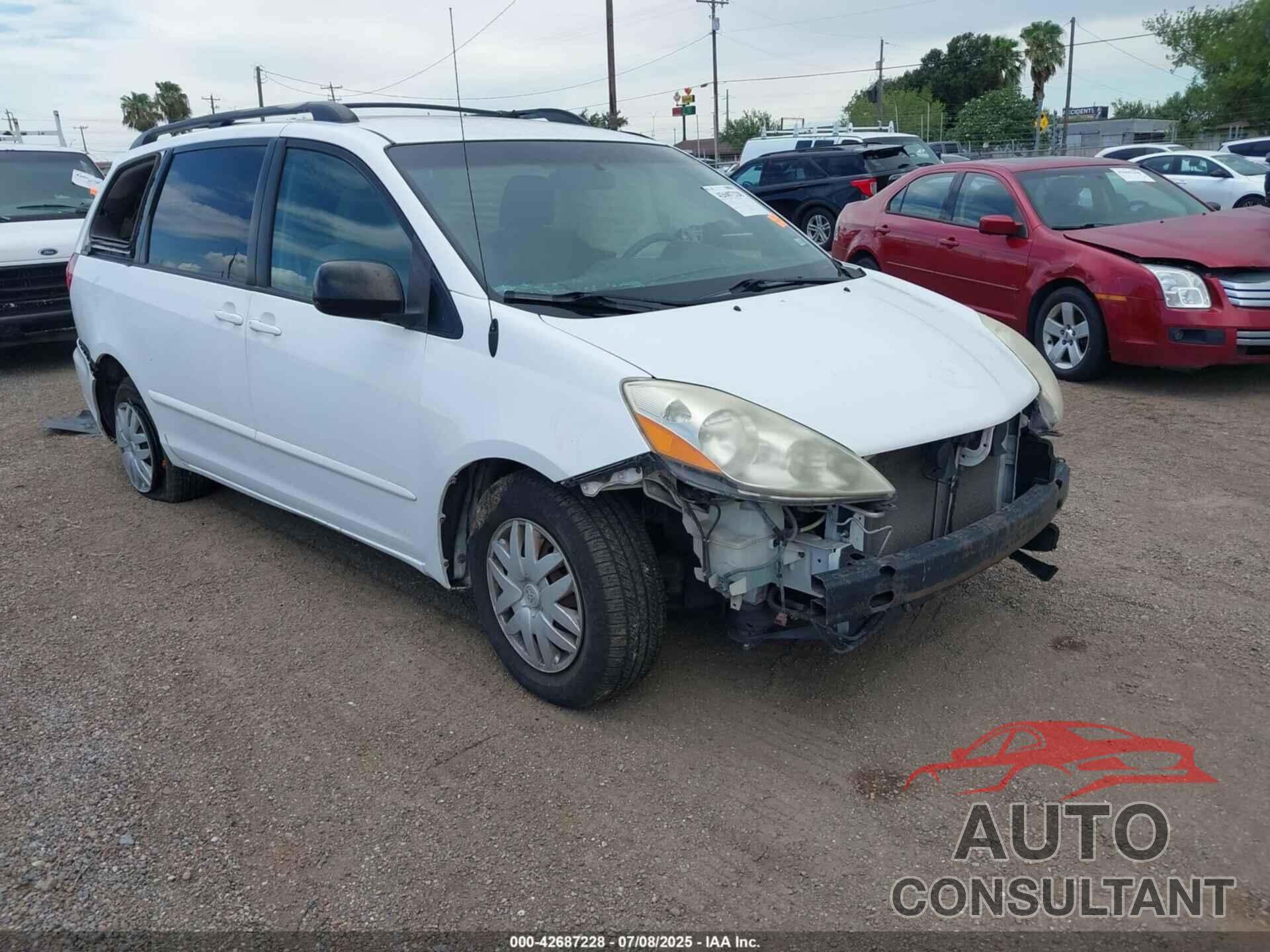 TOYOTA SIENNA 2010 - 5TDKK4CC3AS320458
