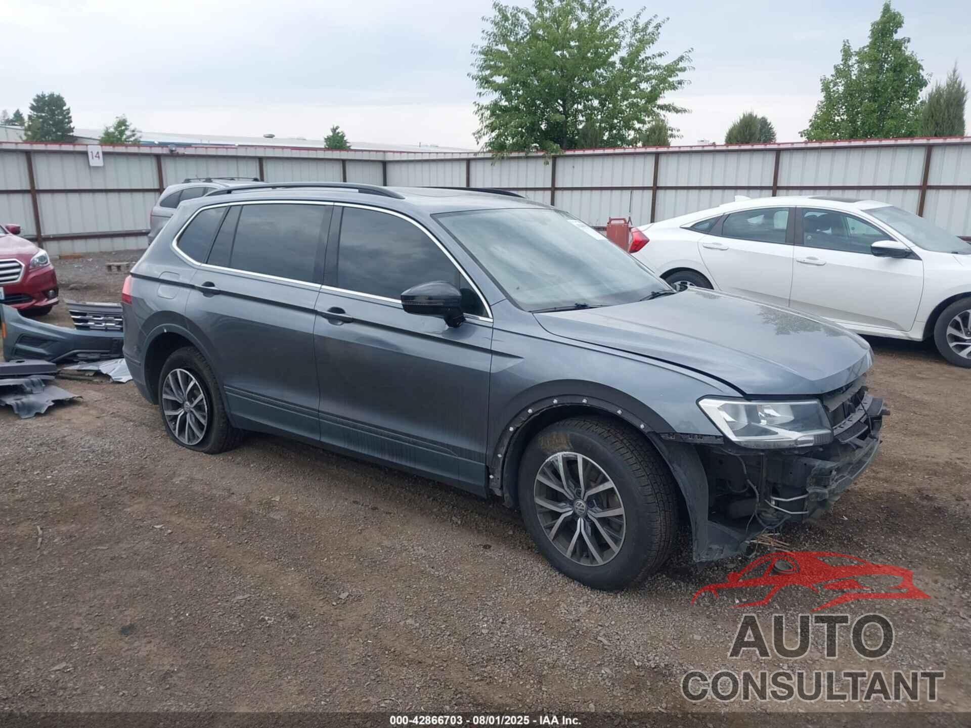 VOLKSWAGEN TIGUAN 2019 - 3VV2B7AX2KM158316