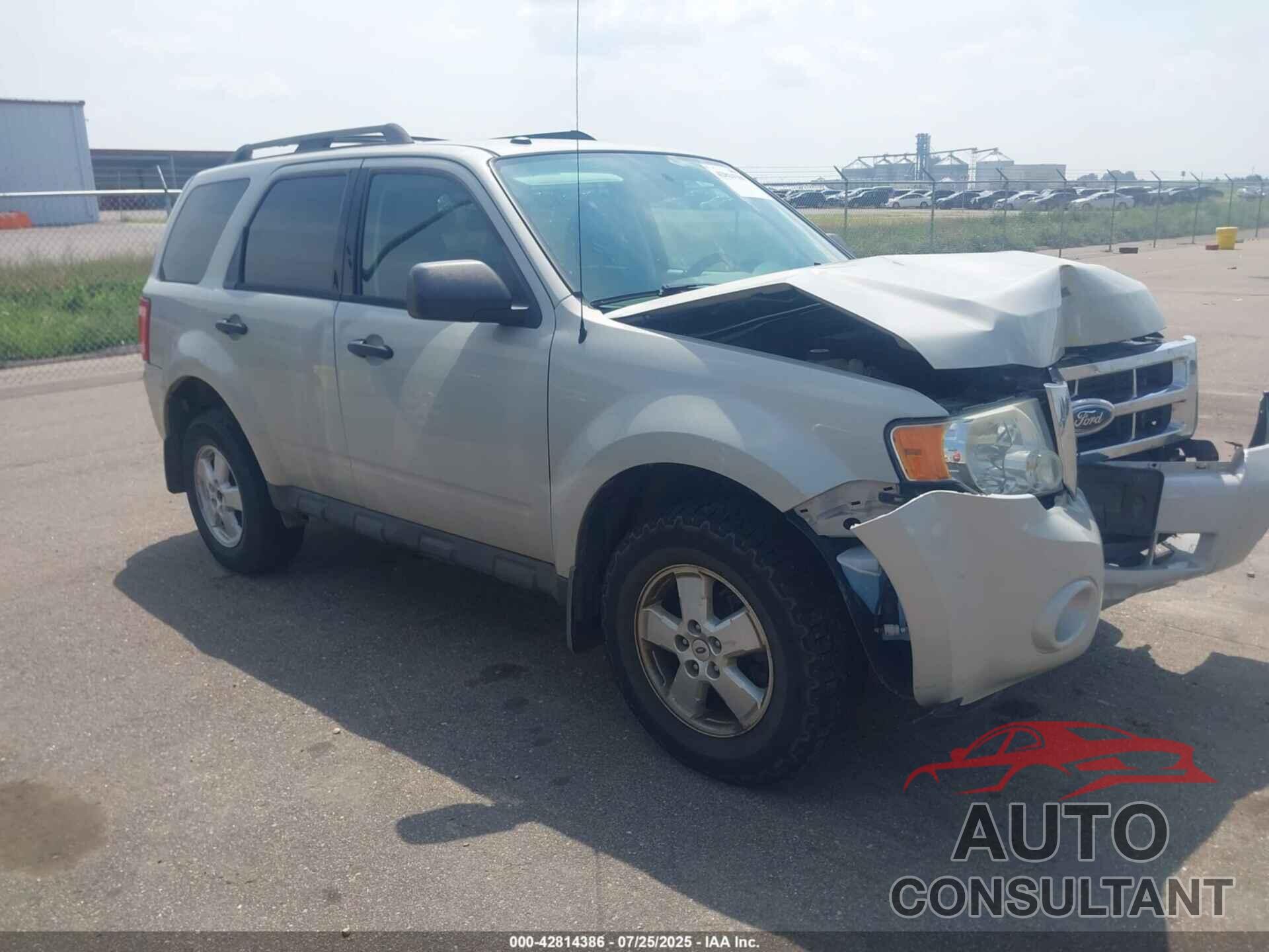 FORD ESCAPE 2009 - 1FMCU03G39KA33923