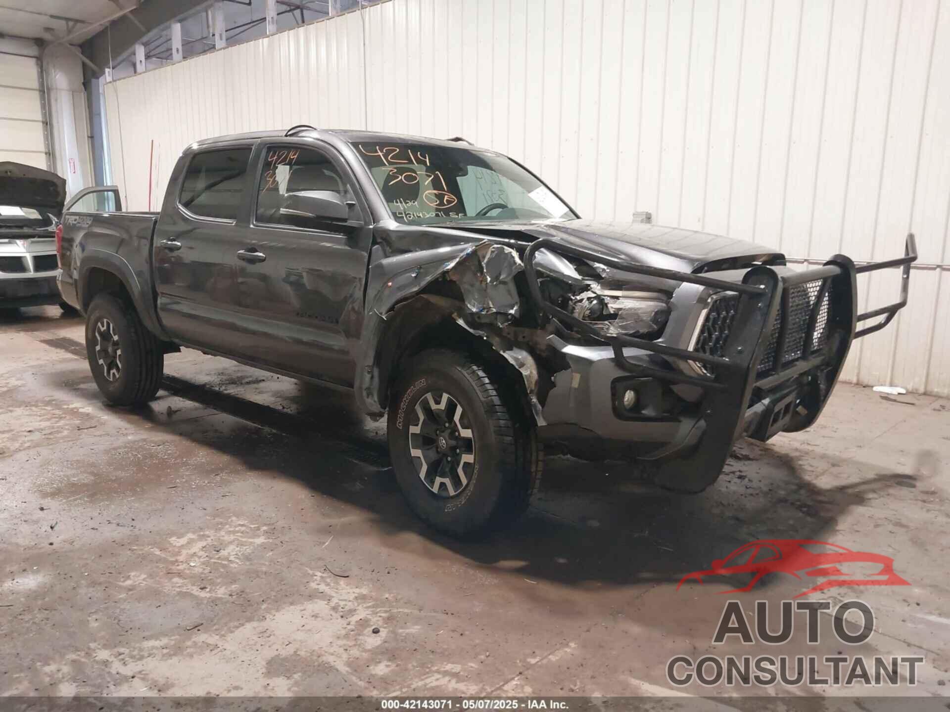 TOYOTA TACOMA 2019 - 5TFCZ5AN7KX208672