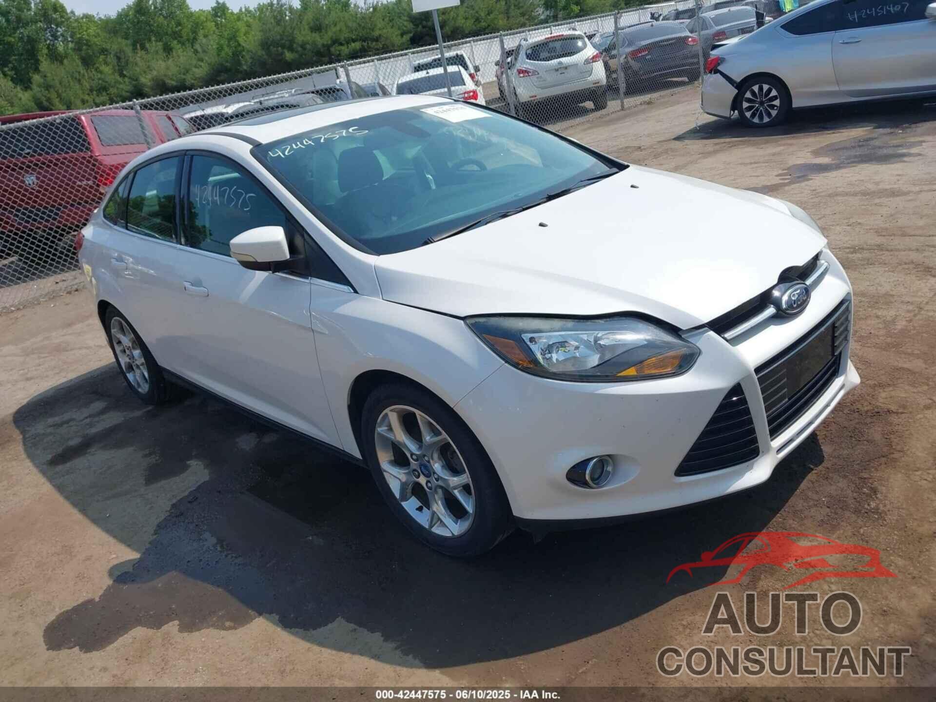 FORD FOCUS 2012 - 1FAHP3J26CL446128
