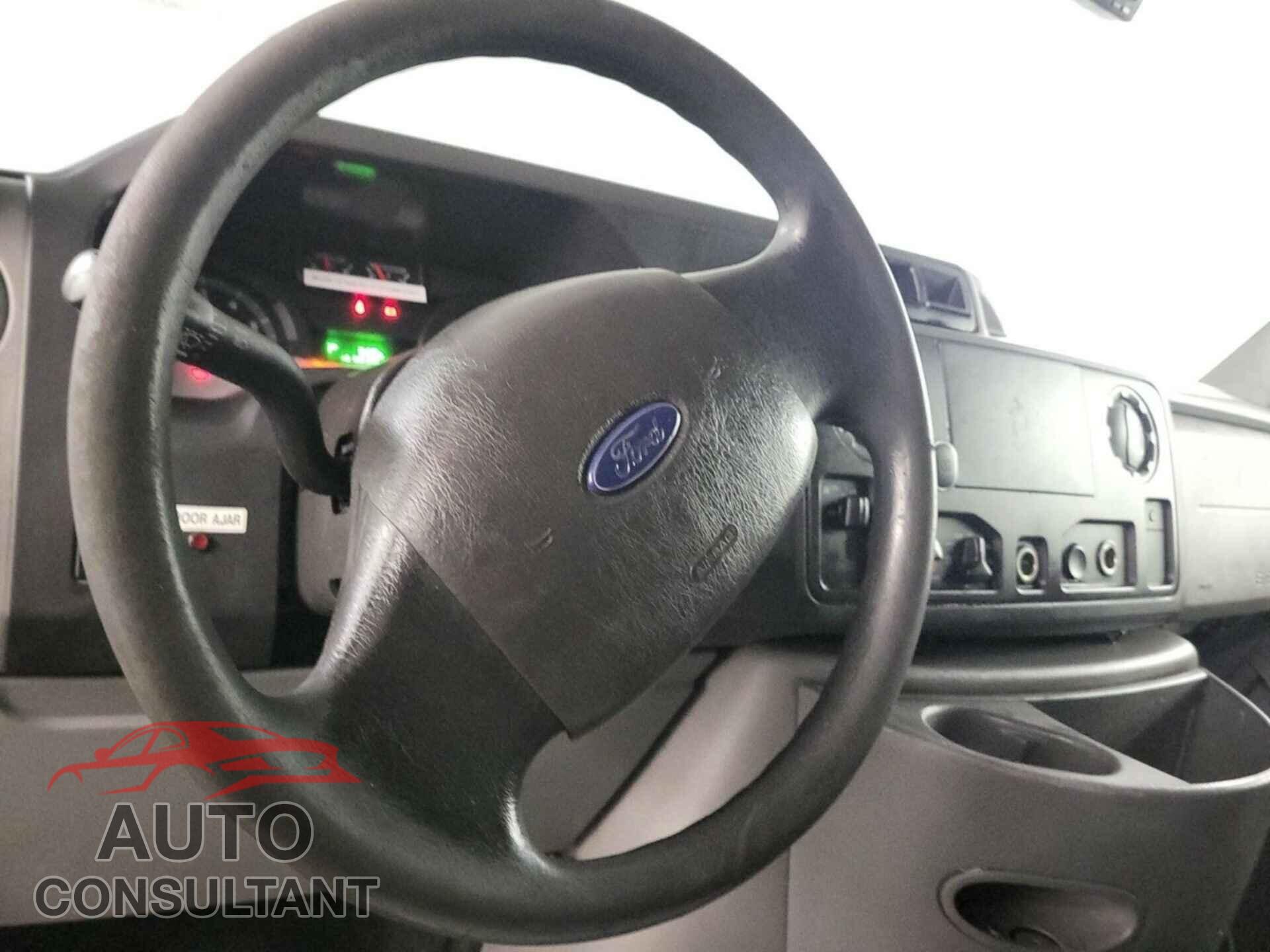 FORD ECONOLINE 2010 - 1FTNE1EW4ADA91052