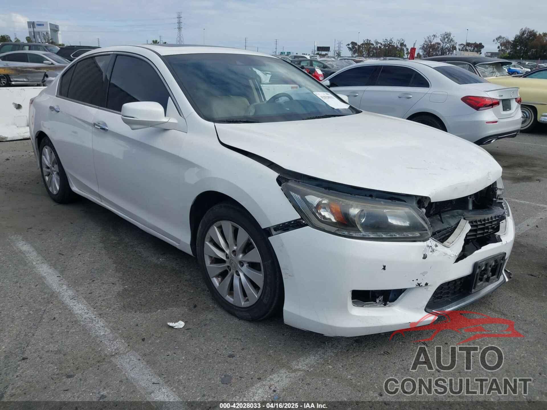 HONDA ACCORD 2013 - 1HGCR3F87DA005361