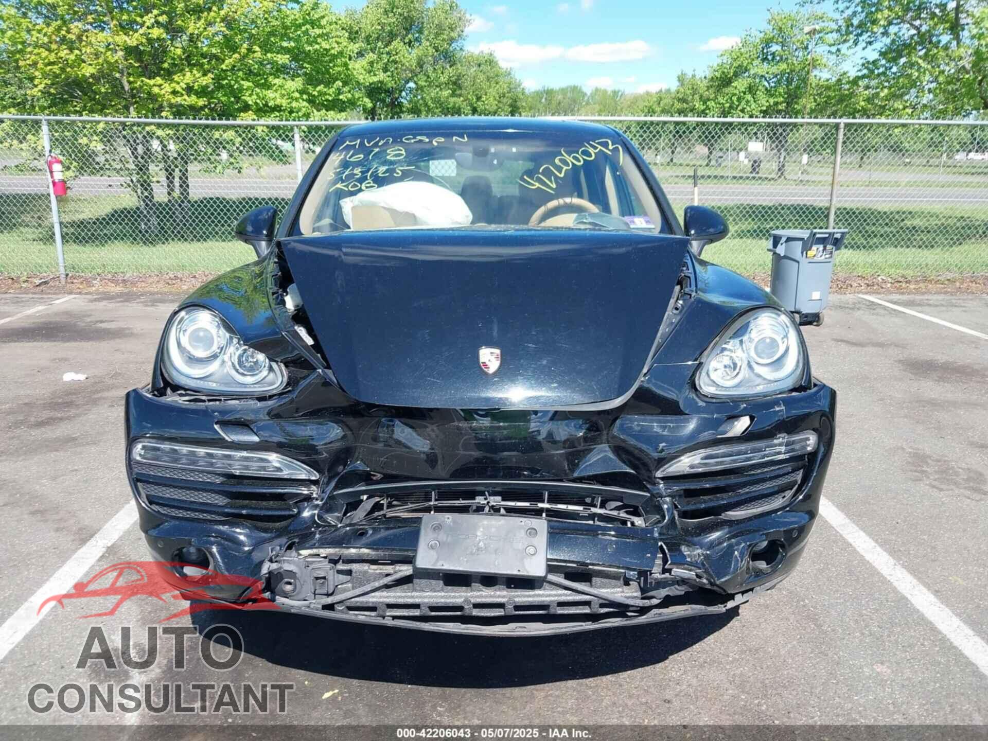 PORSCHE CAYENNE 2012 - WP1AA2A28CLA04618