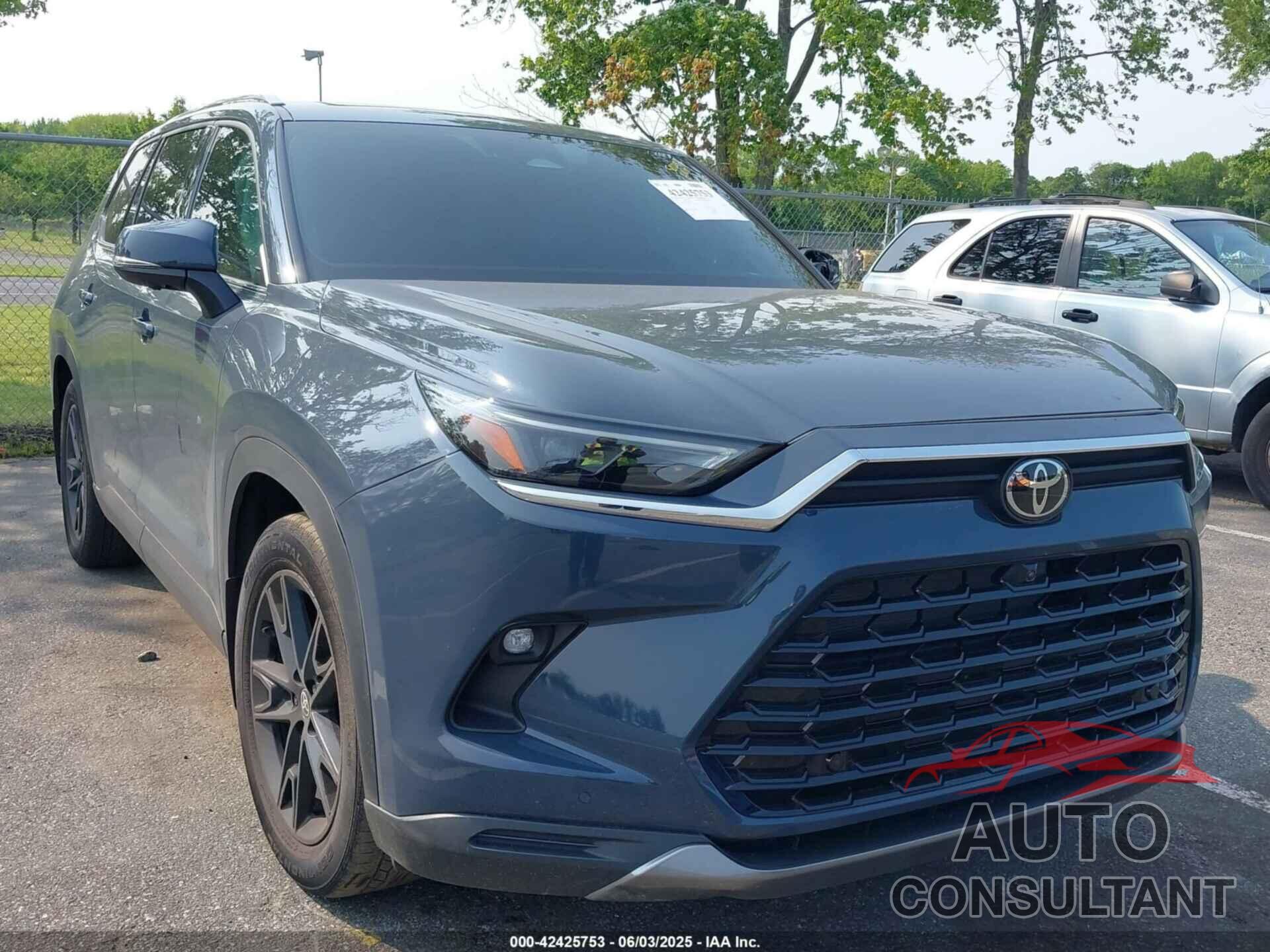 TOYOTA GRAND HIGHLANDER 2024 - 5TDAAAB53RS034041