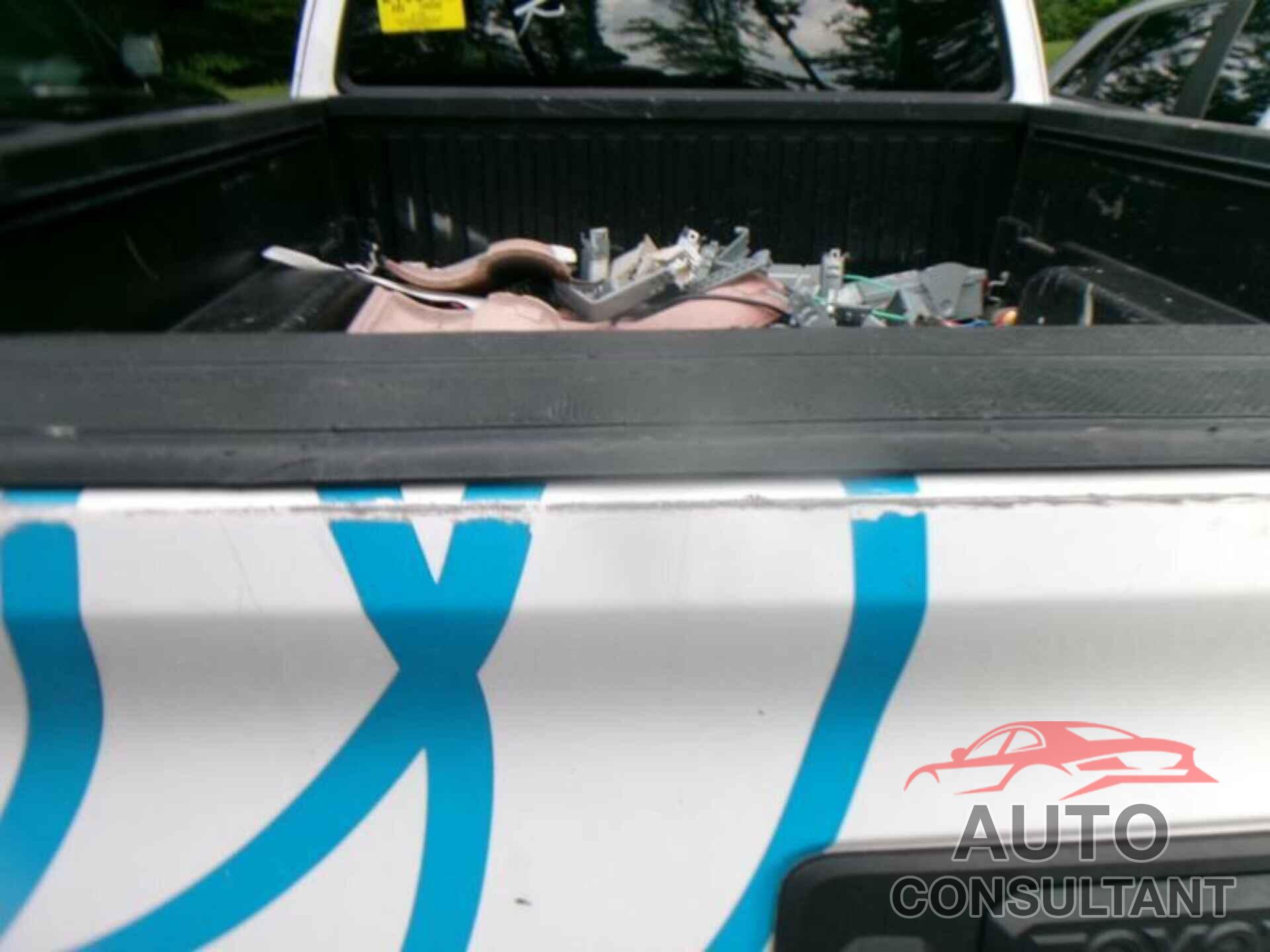TOYOTA TACOMA 2019 - 5TFRX5GN6KX156104