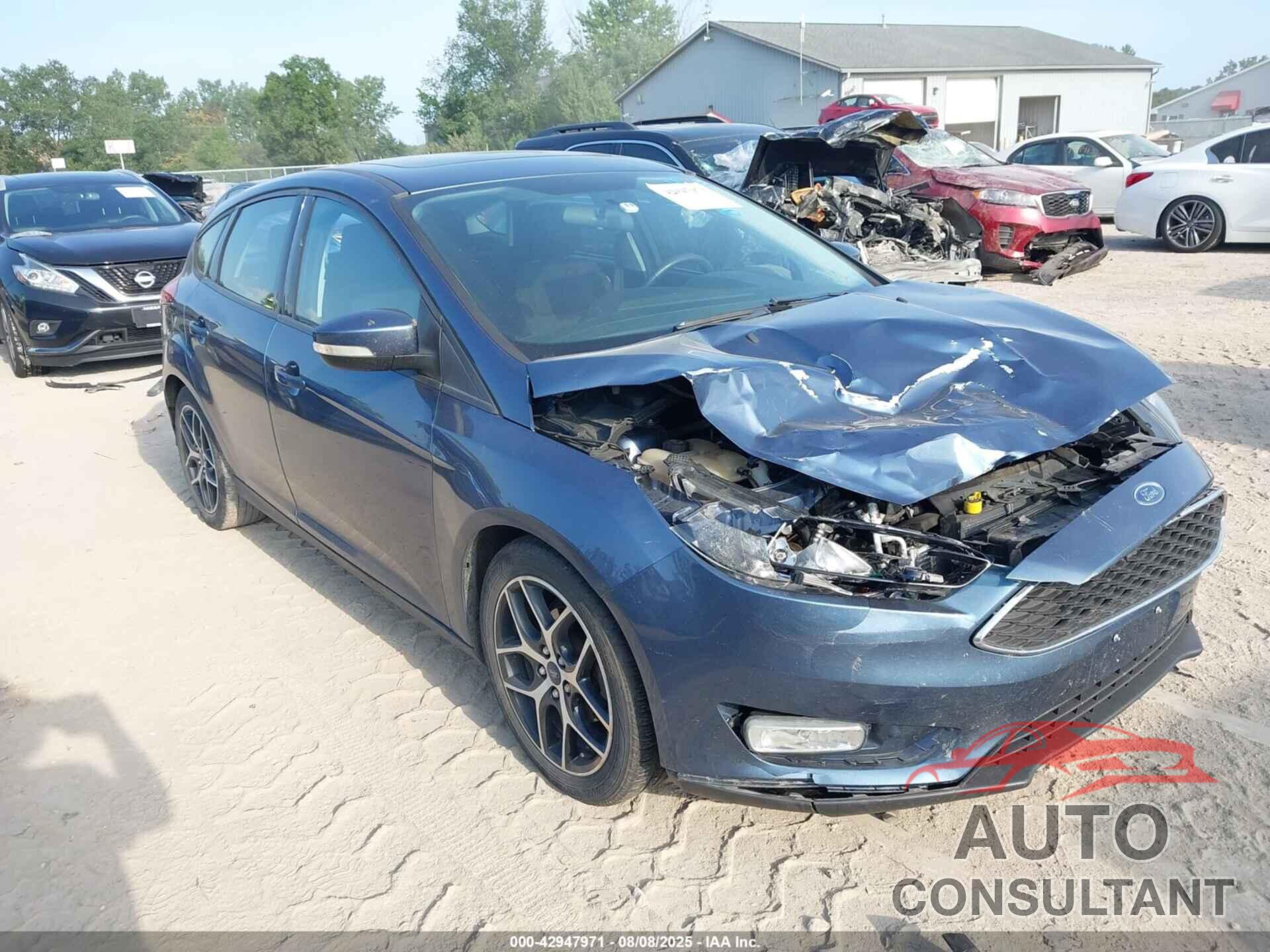 FORD FOCUS 2018 - 1FADP3M26JL300982