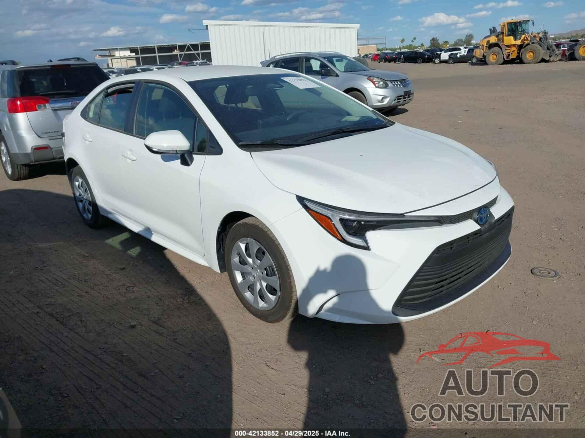 TOYOTA COROLLA 2025 - JTDBCMFEXSJ042912
