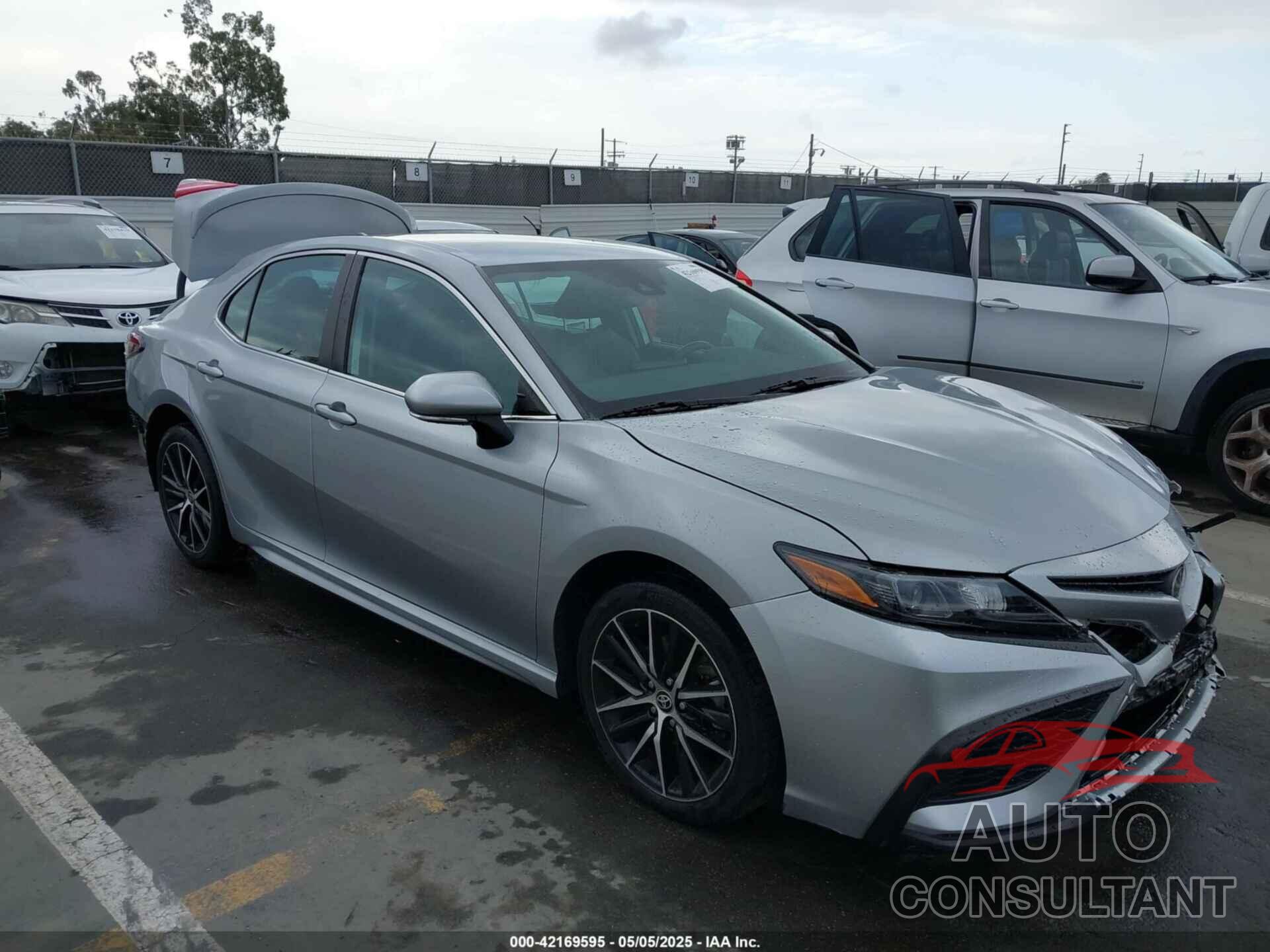 TOYOTA CAMRY 2021 - 4T1T11AK7MU563461