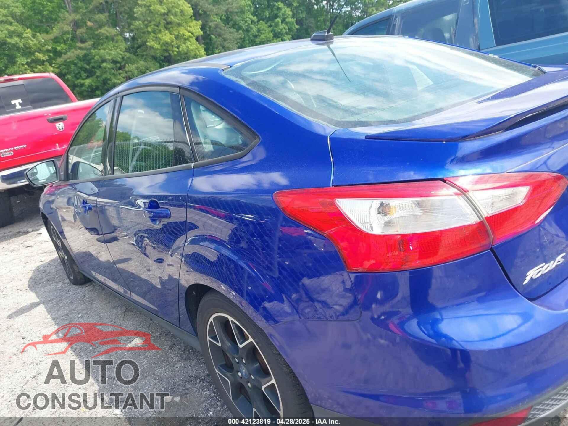 FORD FOCUS 2013 - 1FADP3F23DL124510