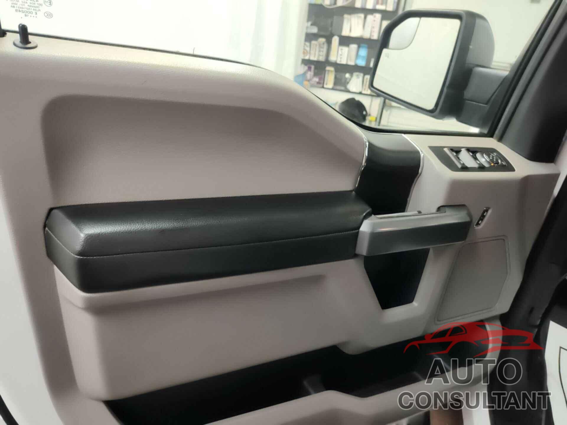 FORD F-150 2018 - 1FTEW1E57JKE49809