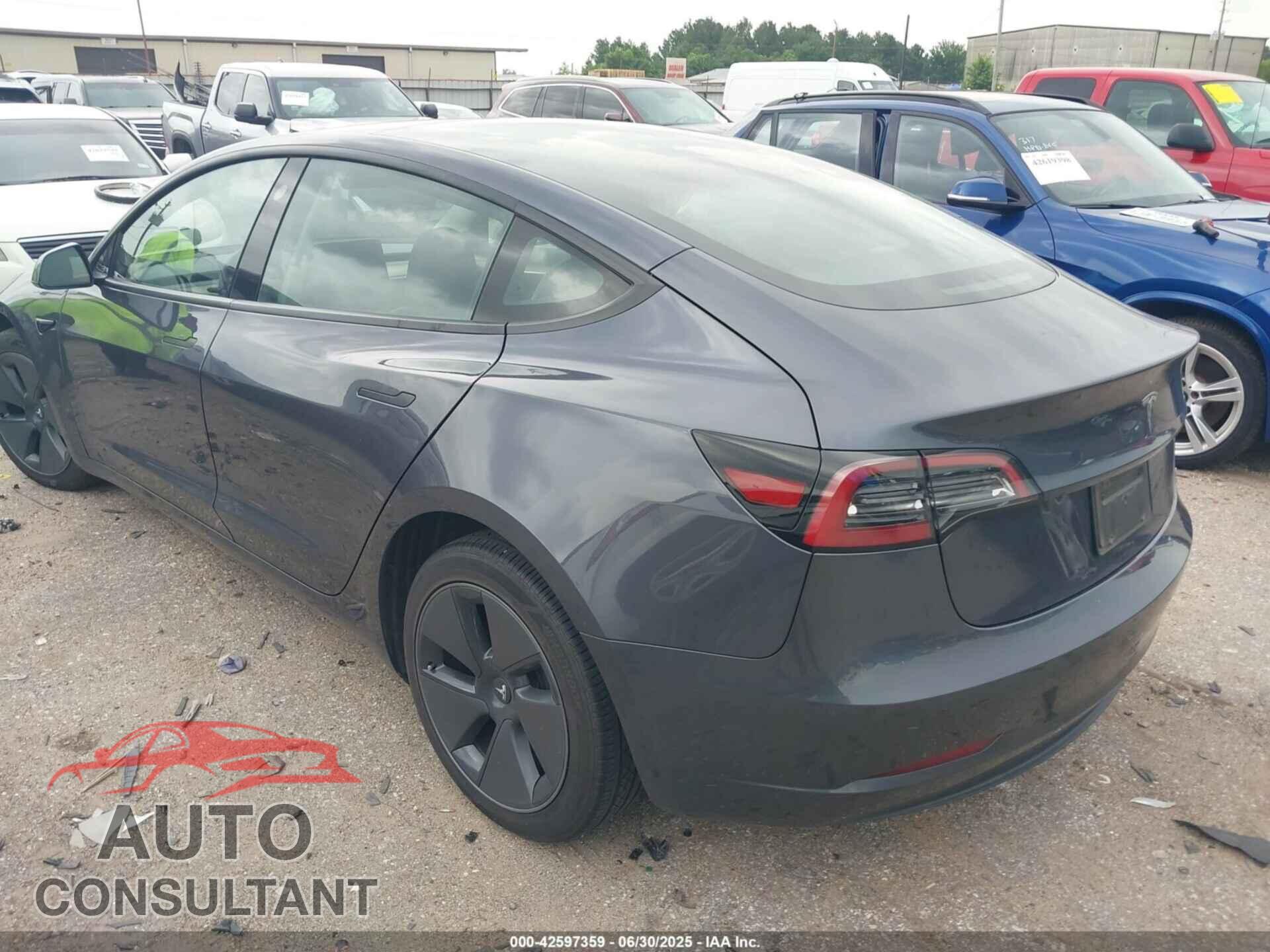 TESLA MODEL 3 2023 - 5YJ3E1EA7PF583748