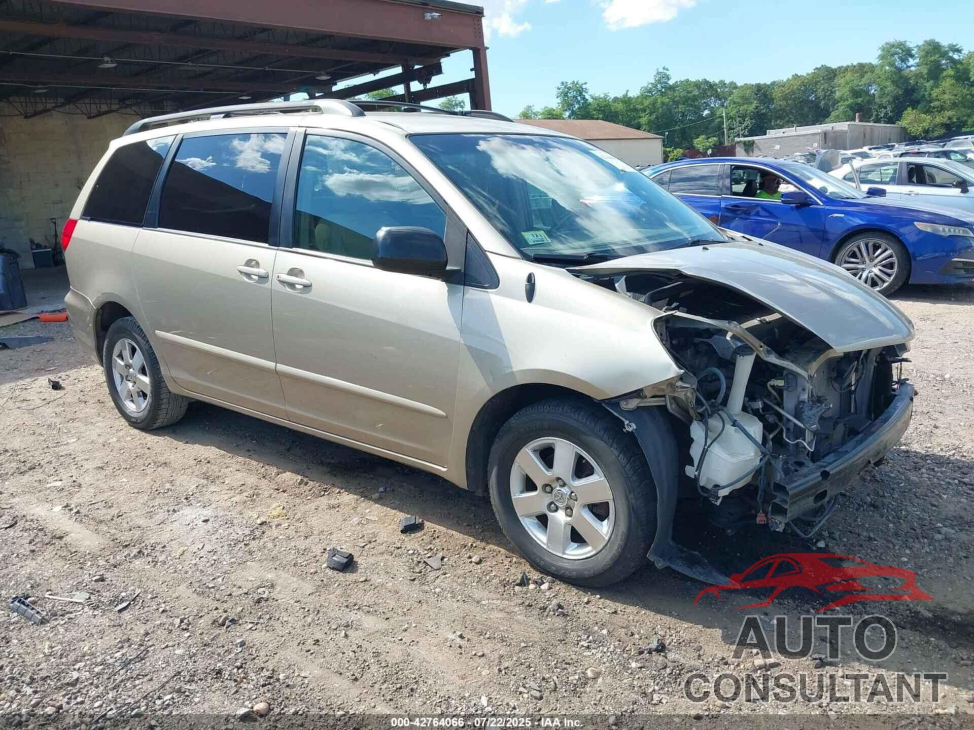 TOYOTA SIENNA 2010 - 5TDKK4CCXAS295591