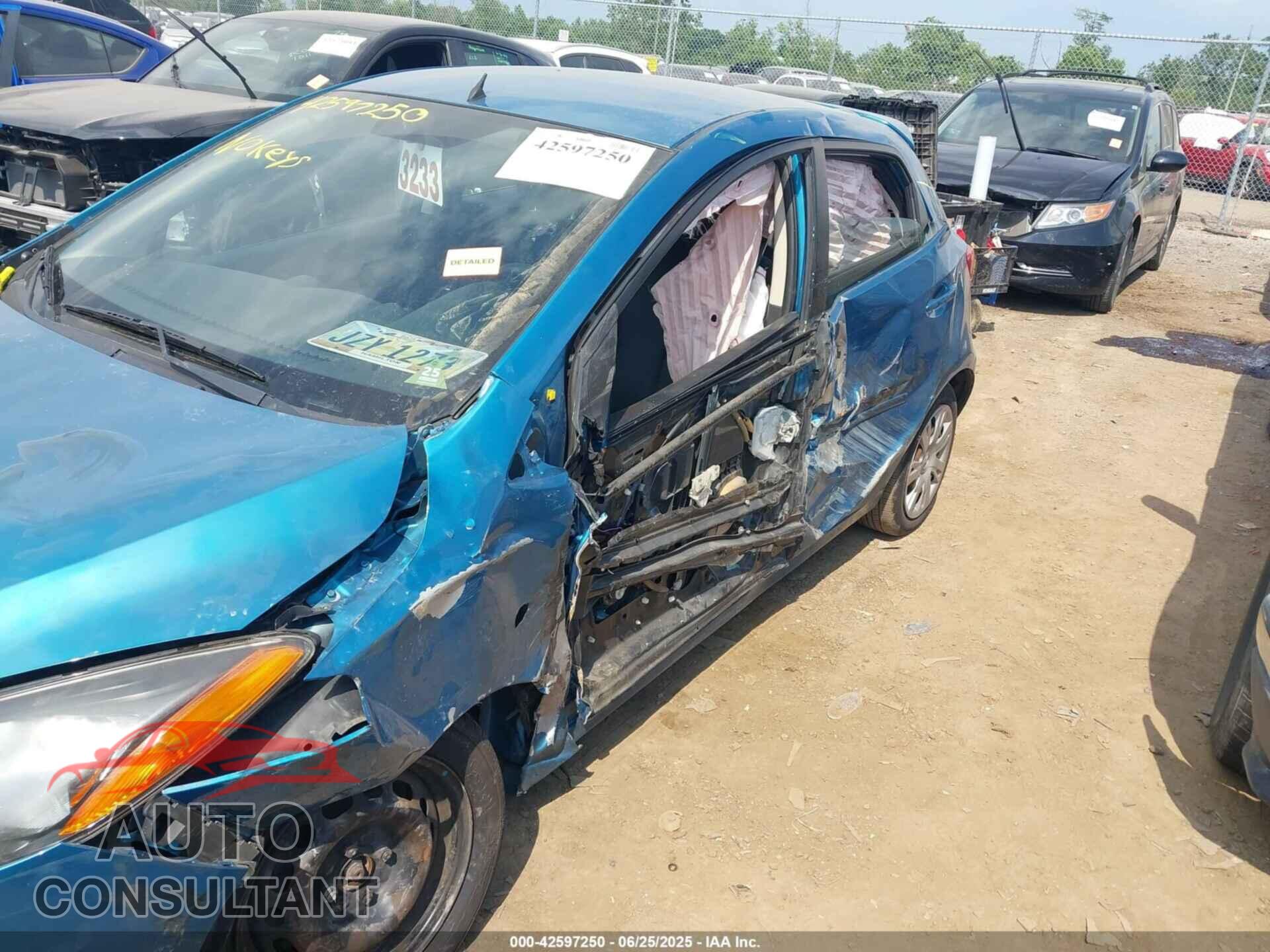MAZDA MAZDA2 2012 - JM1DE1KY3C0146876