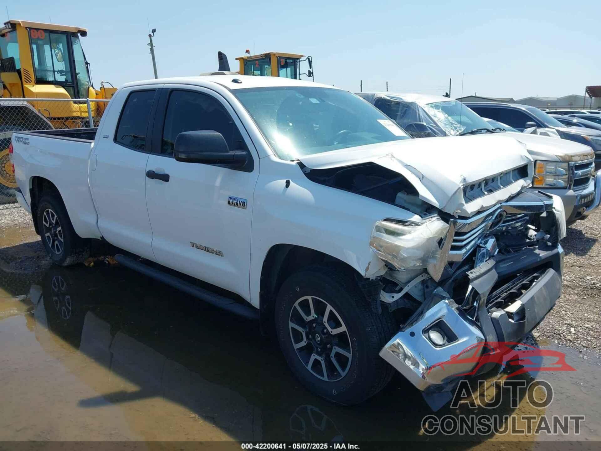 TOYOTA TUNDRA 2017 - 5TFRY5F10HX213529