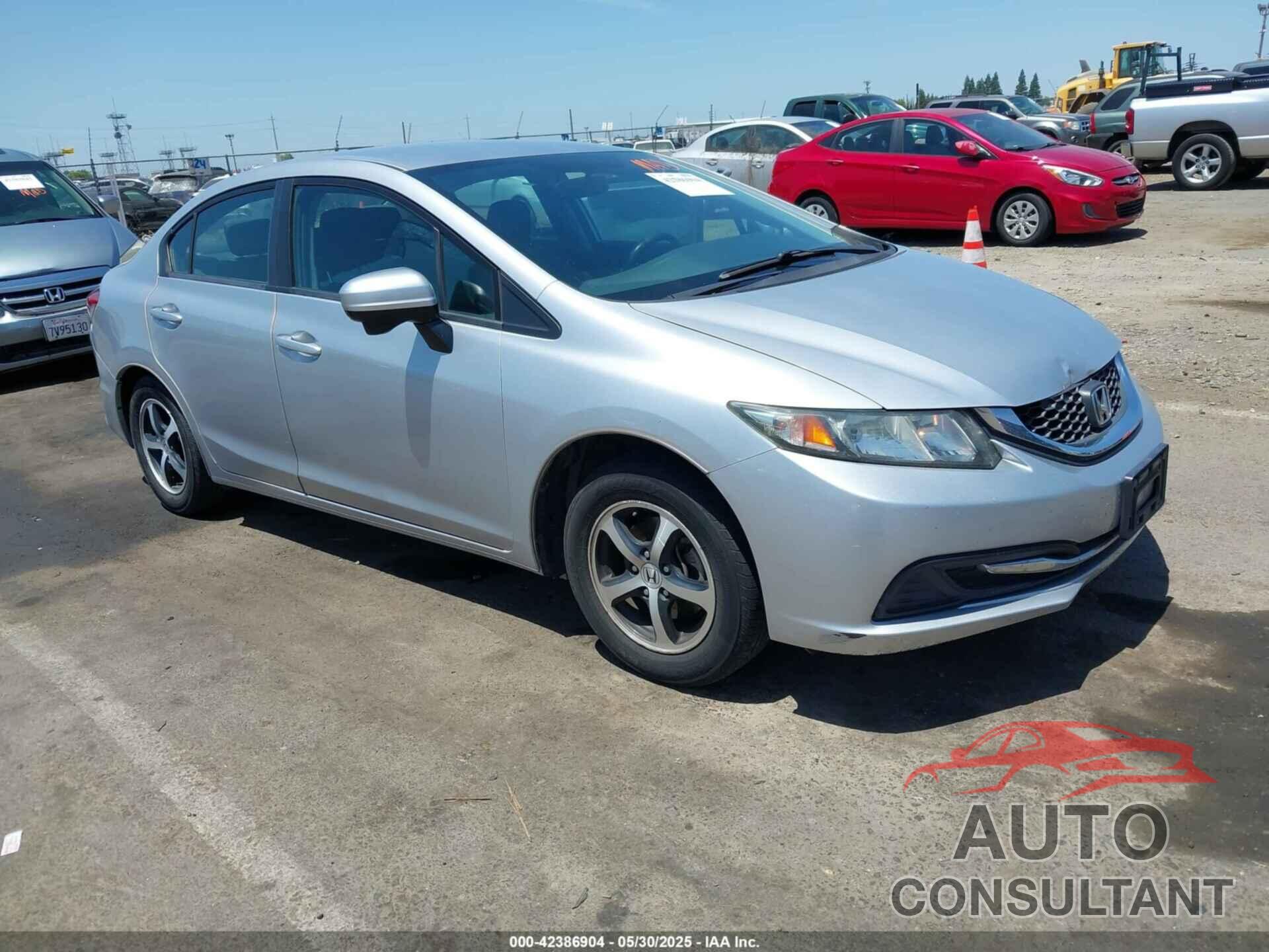 HONDA CIVIC 2015 - 2HGFB2F70FH515204