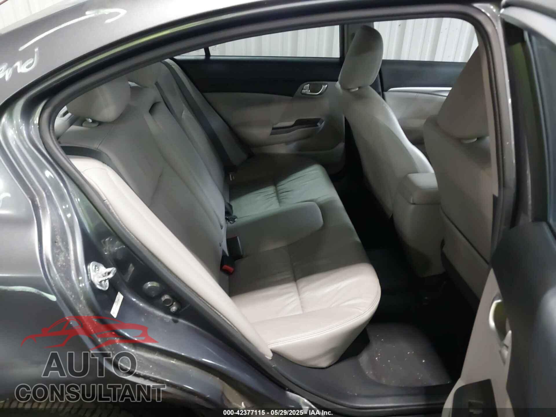 HONDA CIVIC 2013 - 19XFB2F94DE027950