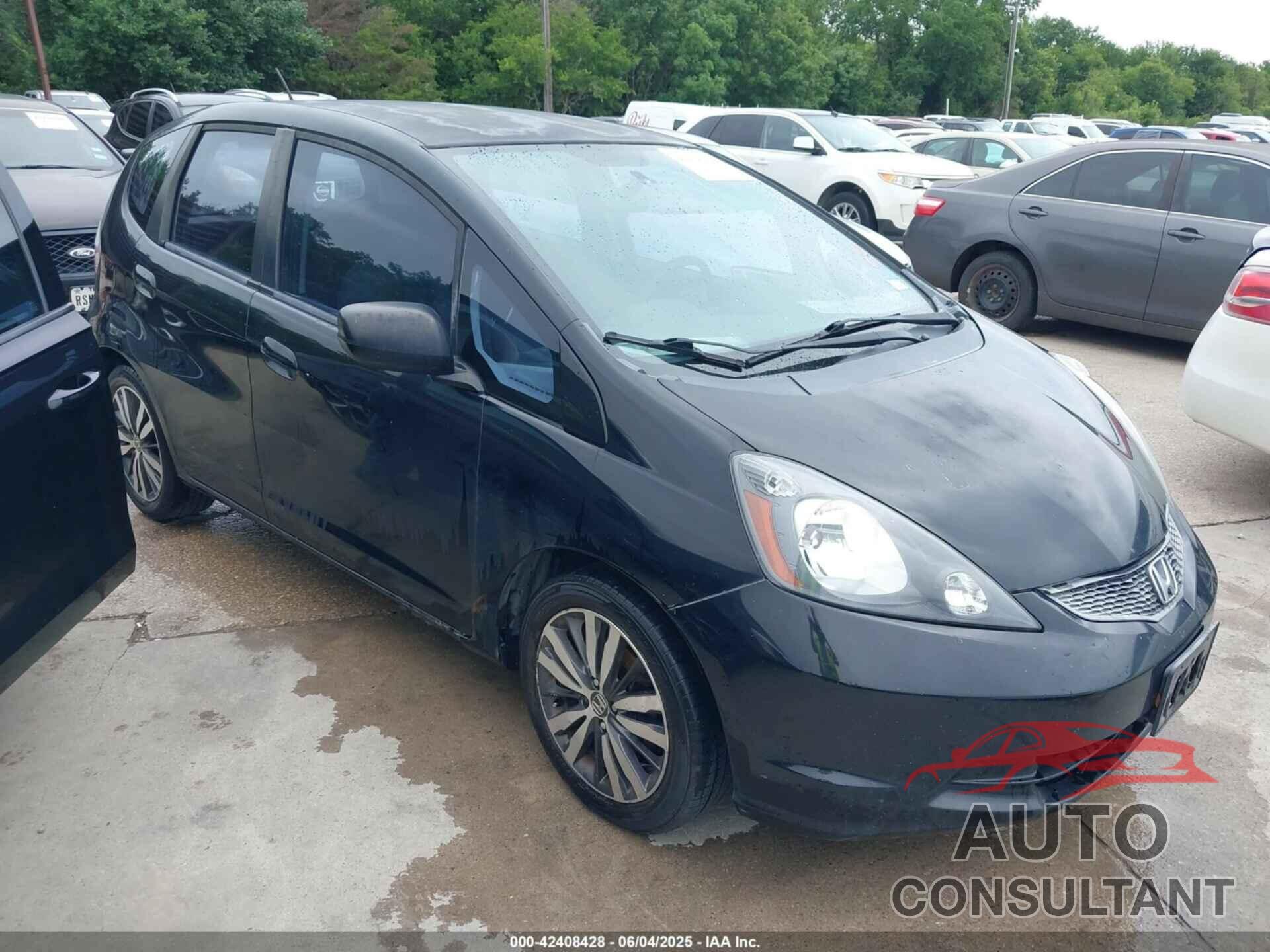 HONDA FIT 2009 - JHMGE87209S036177