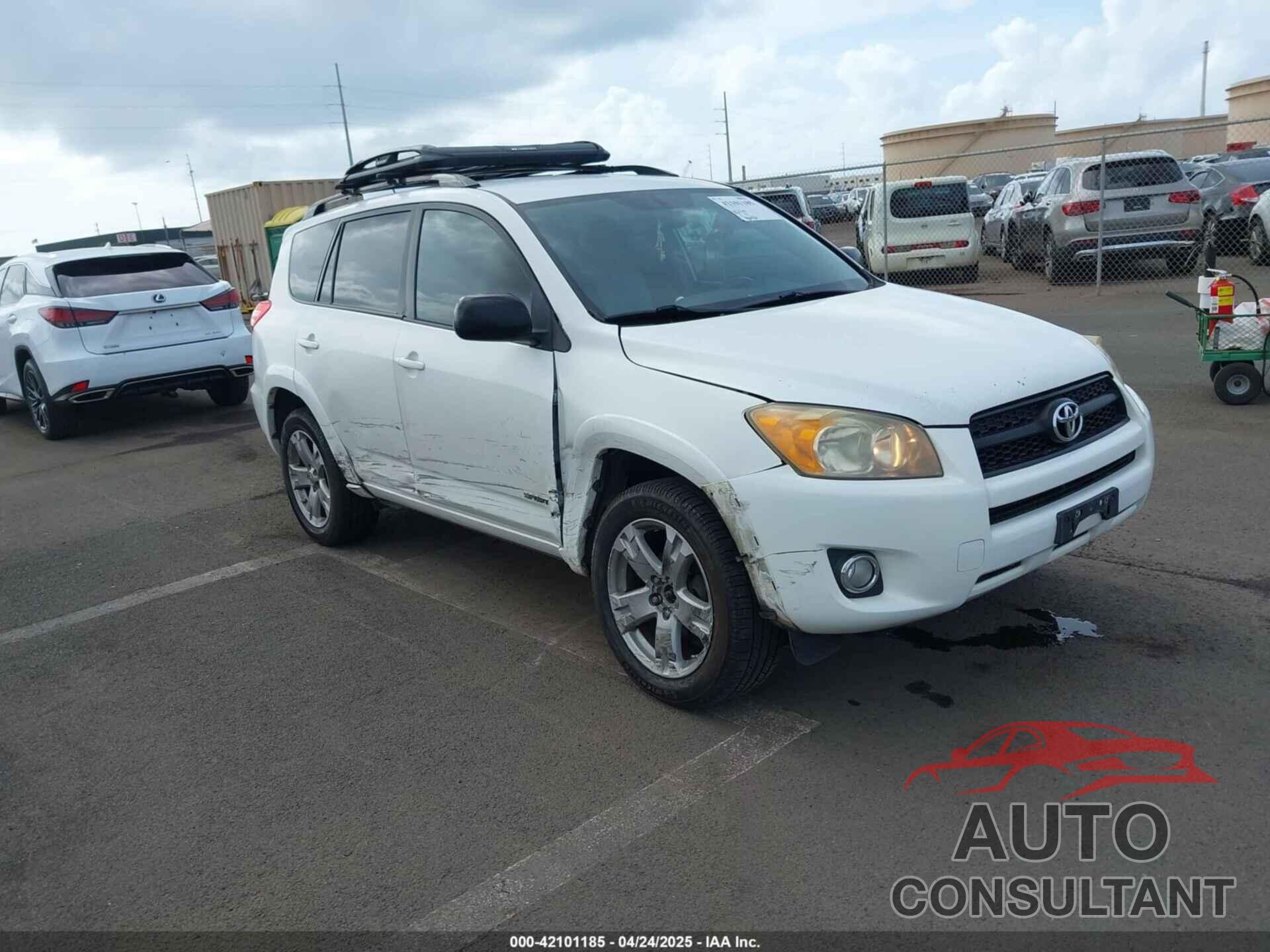 TOYOTA RAV4 2009 - JTMZF32V89D010667