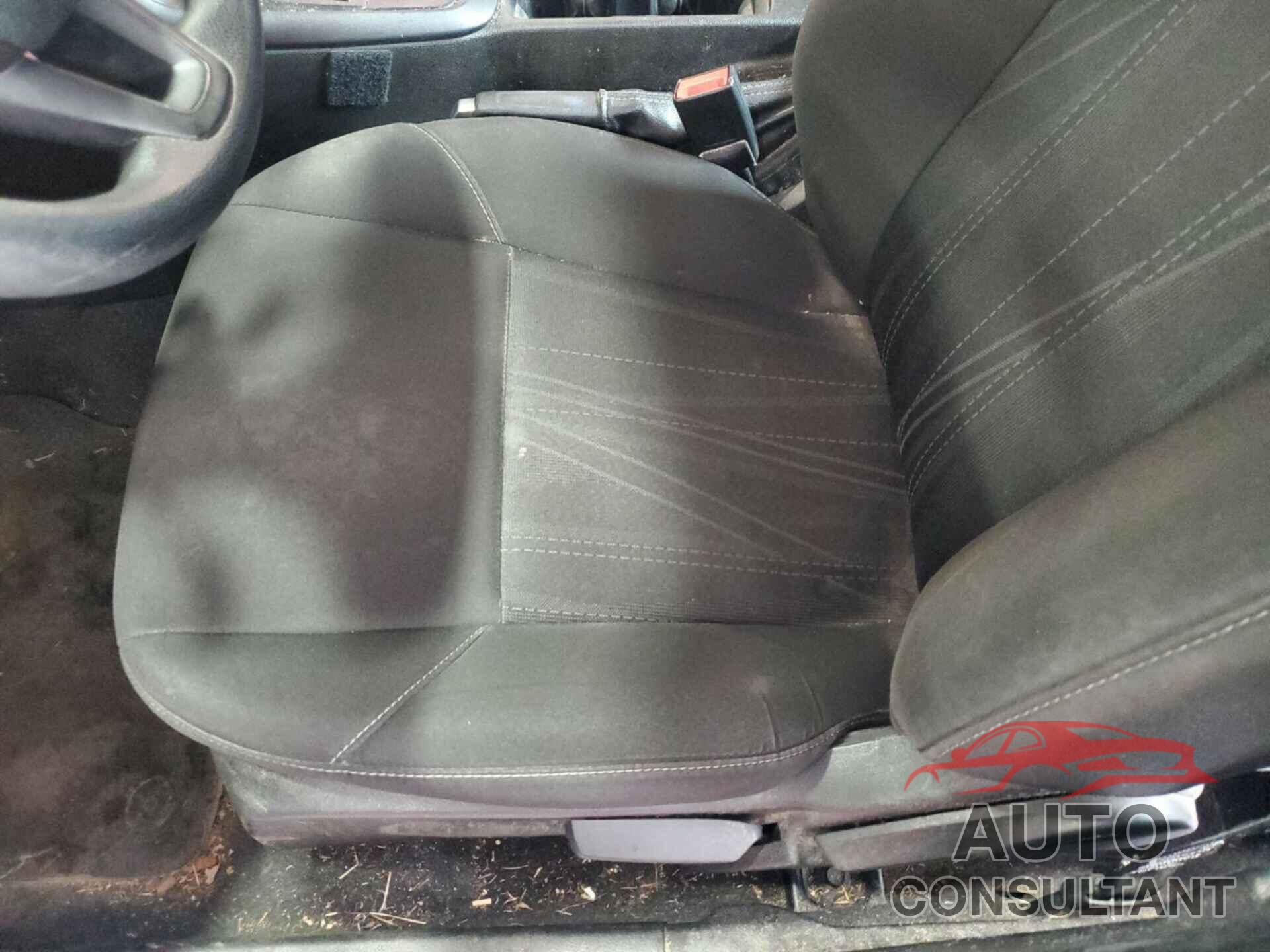 FORD FOCUS 2016 - 1FADP3E26GL366147