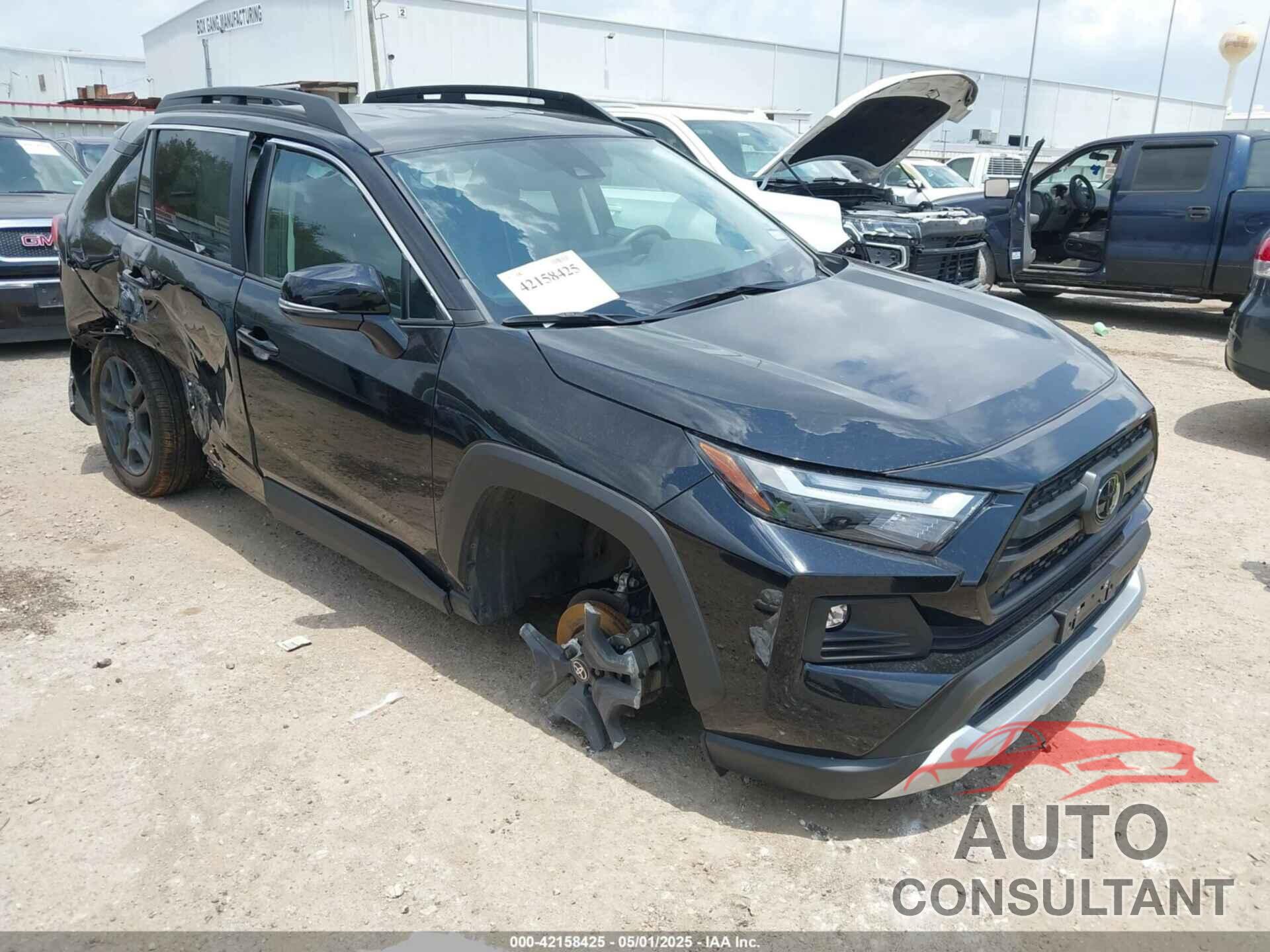 TOYOTA RAV4 2024 - 2T3J1RFV1RW471463