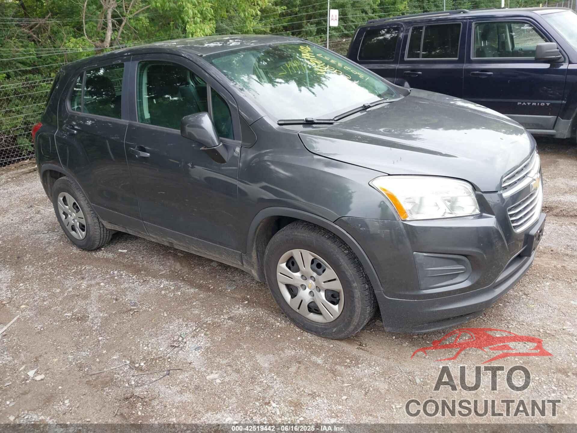 CHEVROLET TRAX 2016 - 3GNCJKSB7GL122086