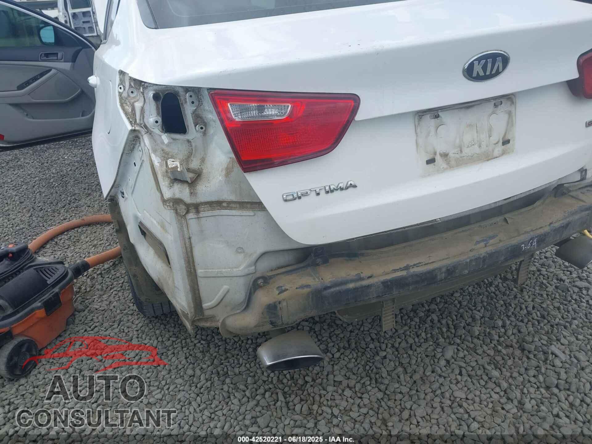 KIA OPTIMA 2015 - KNAGM4A76F5622830