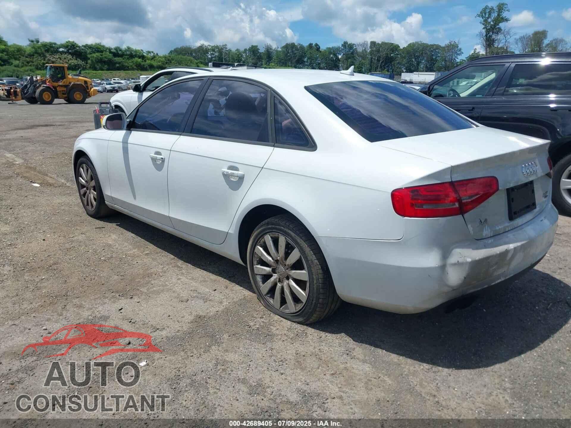 AUDI A4 2013 - WAUBFAFL5DN032575