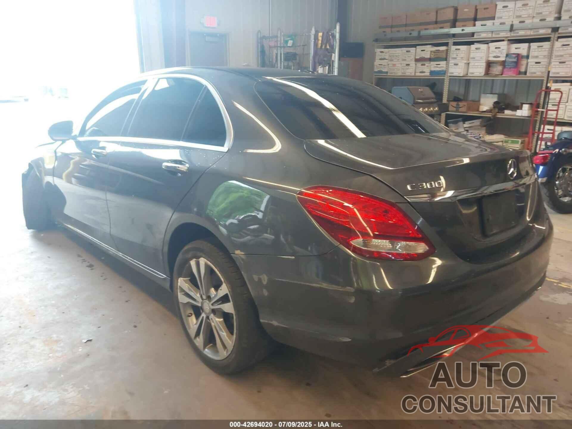 MERCEDES-BENZ C 300 2016 - 55SWF4KB3GU152654