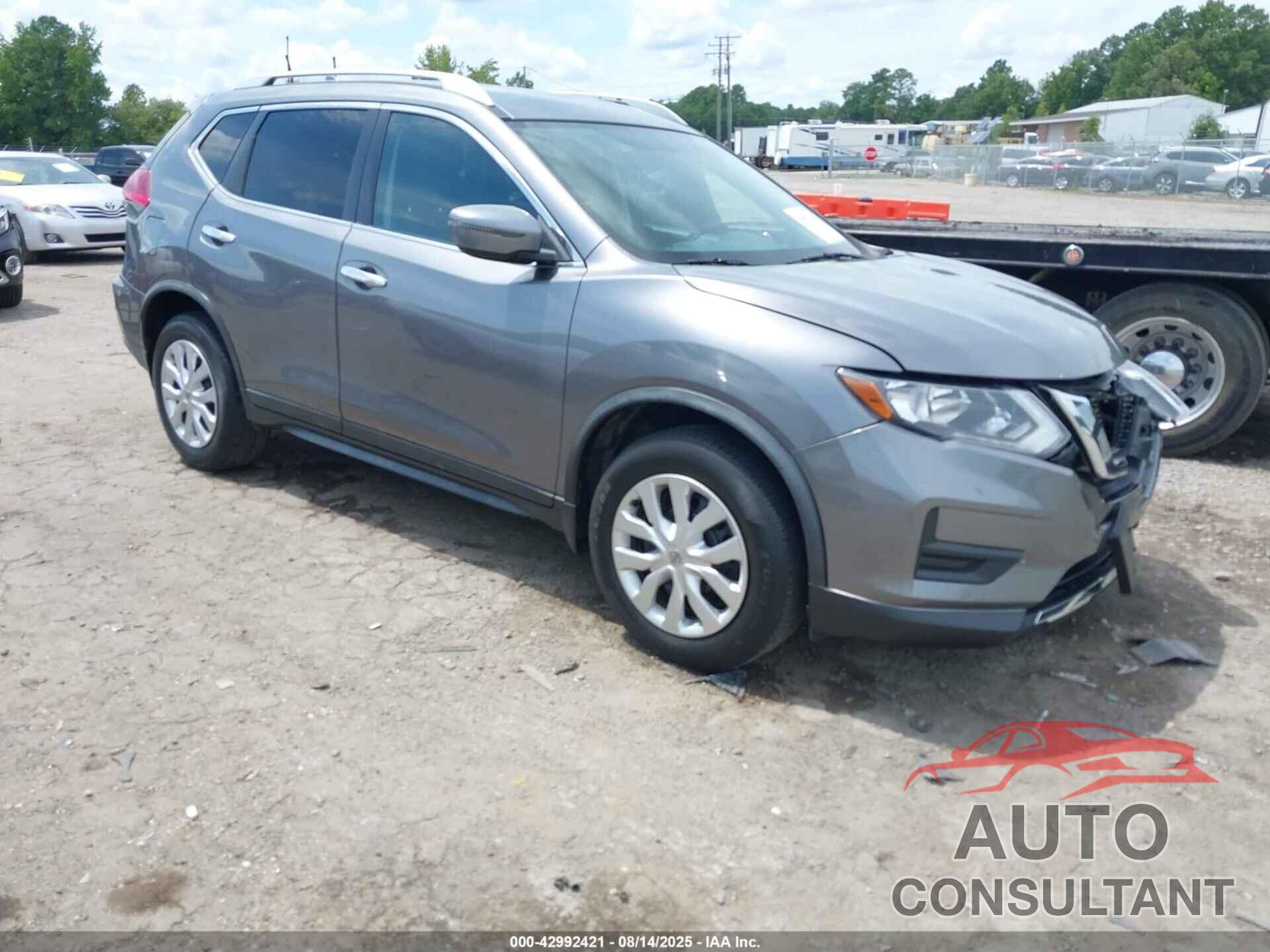NISSAN ROGUE 2017 - KNMAT2MV6HP591225